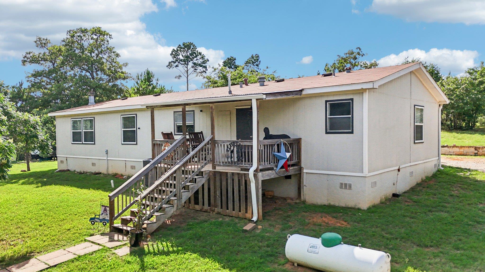 188 William Higgins Dr, Bastrop, TX 78602