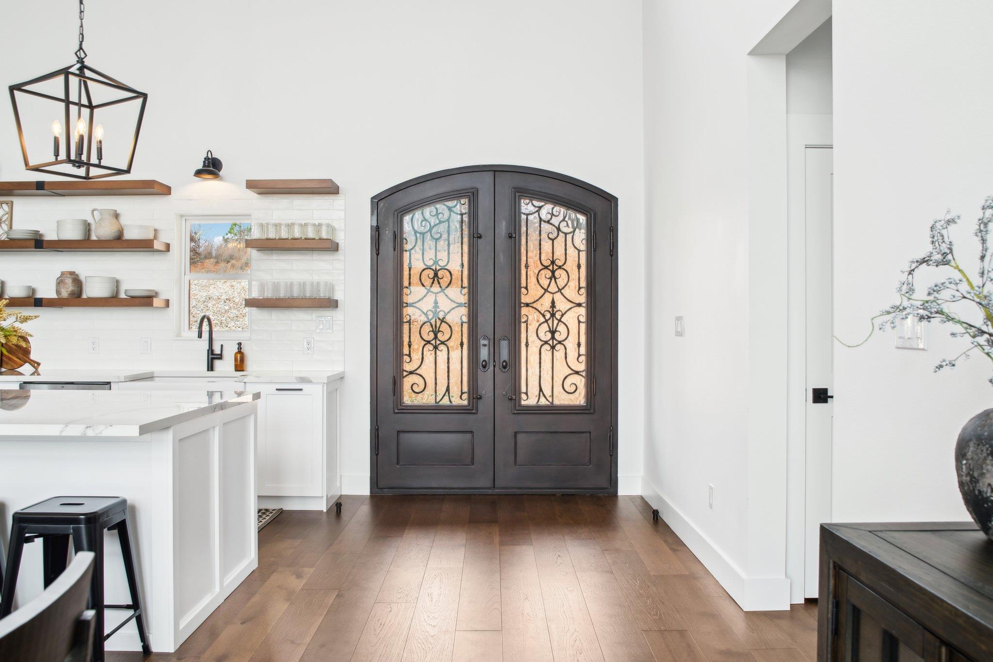 169 Tall Forest Dr, Bastrop, TX 78602