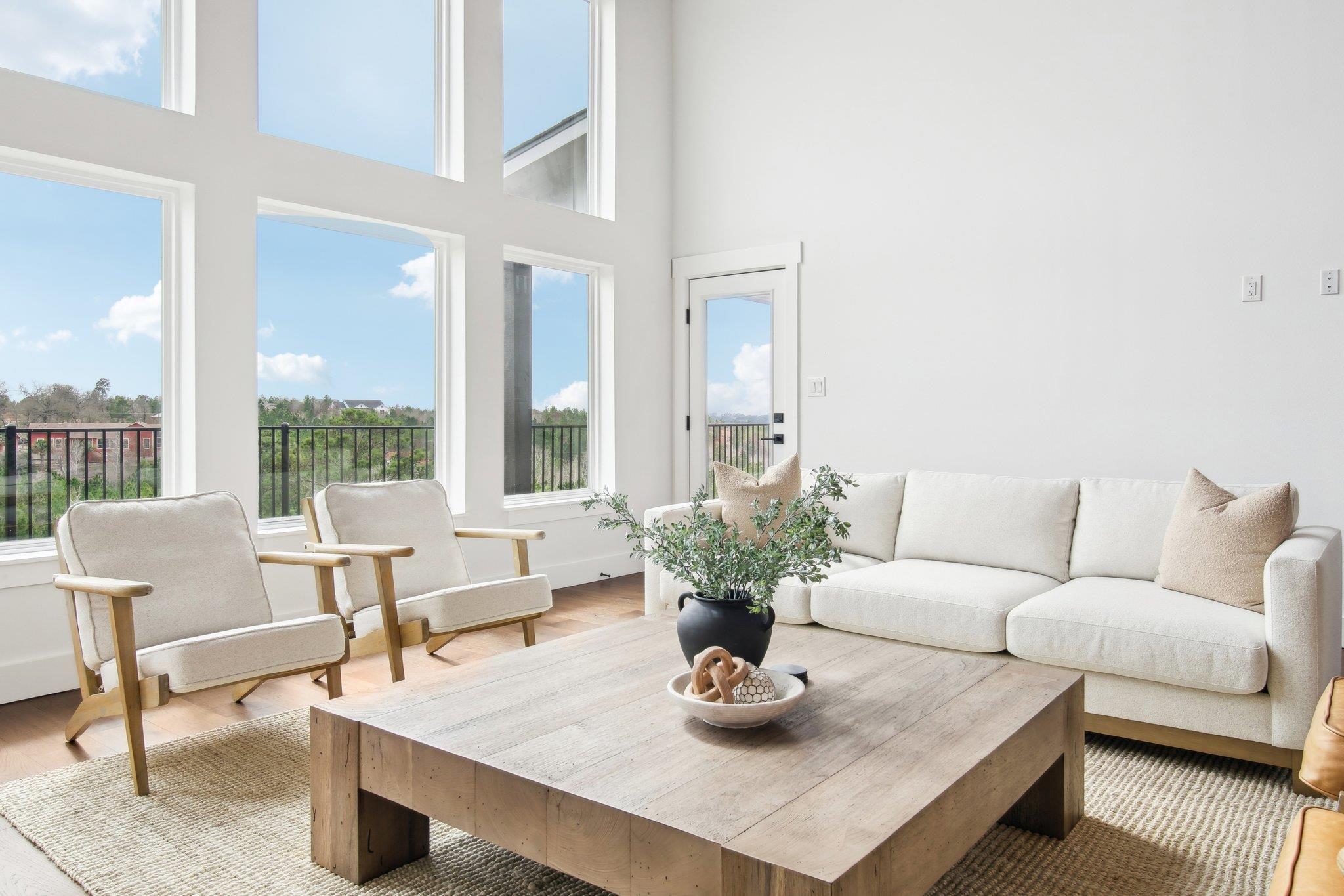 169 Tall Forest Dr, Bastrop, TX 78602