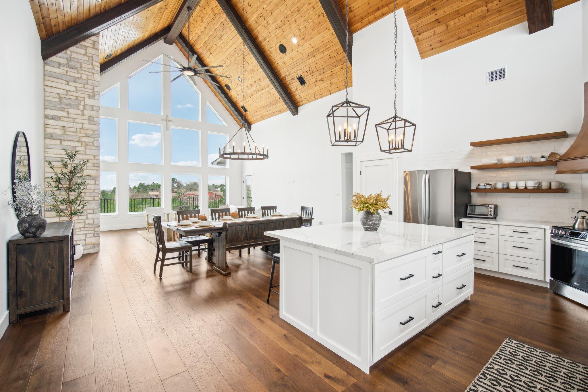 169 Tall Forest Dr, Bastrop, TX 78602