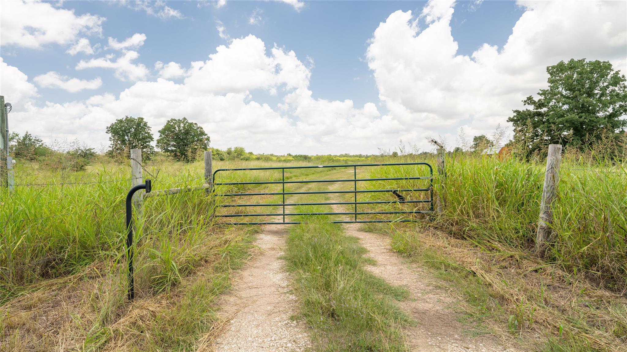 5672 County Road 314, Rockdale, TX 76567