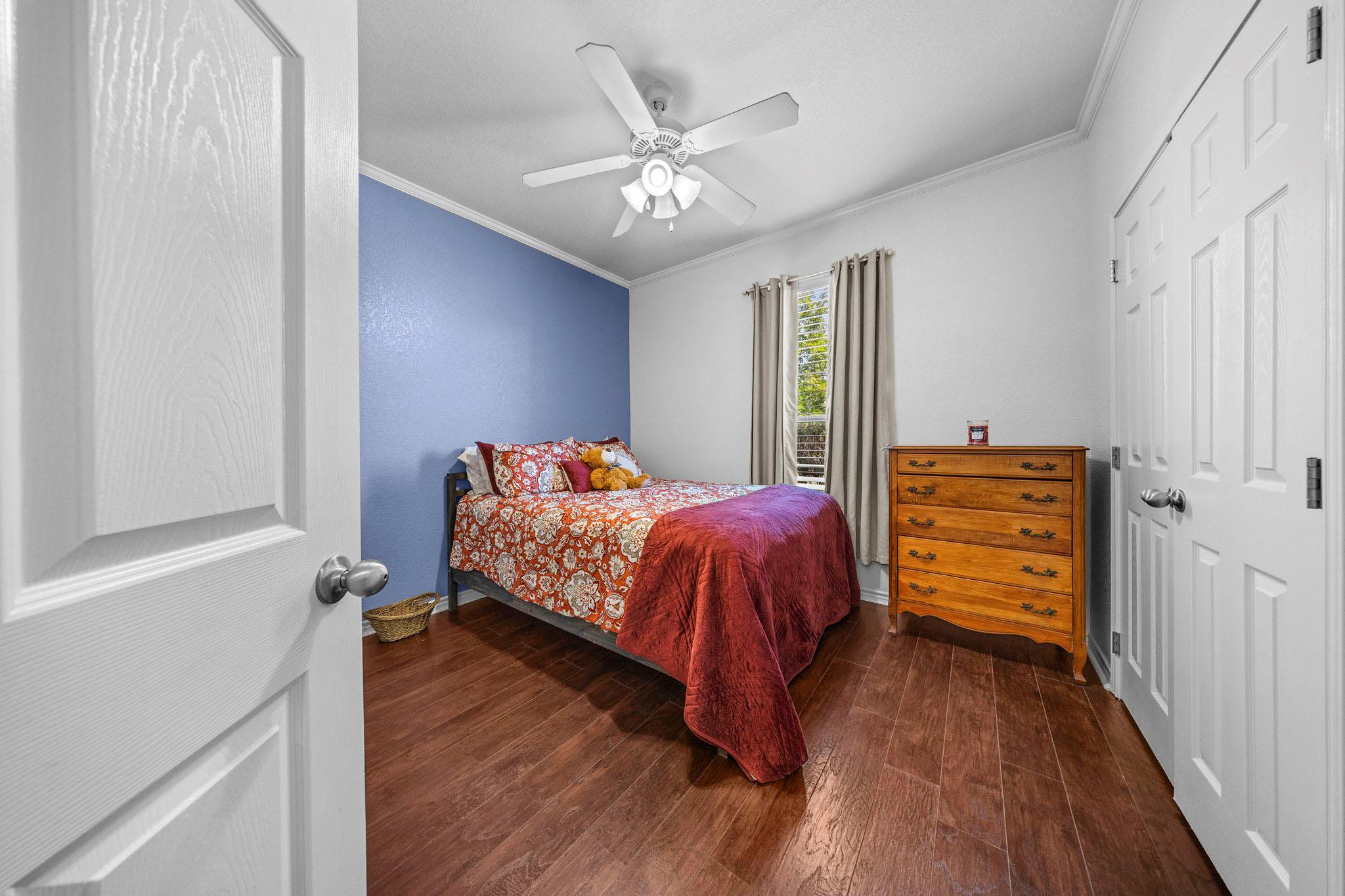 1902 Southview Dr, Salado, TX 76571