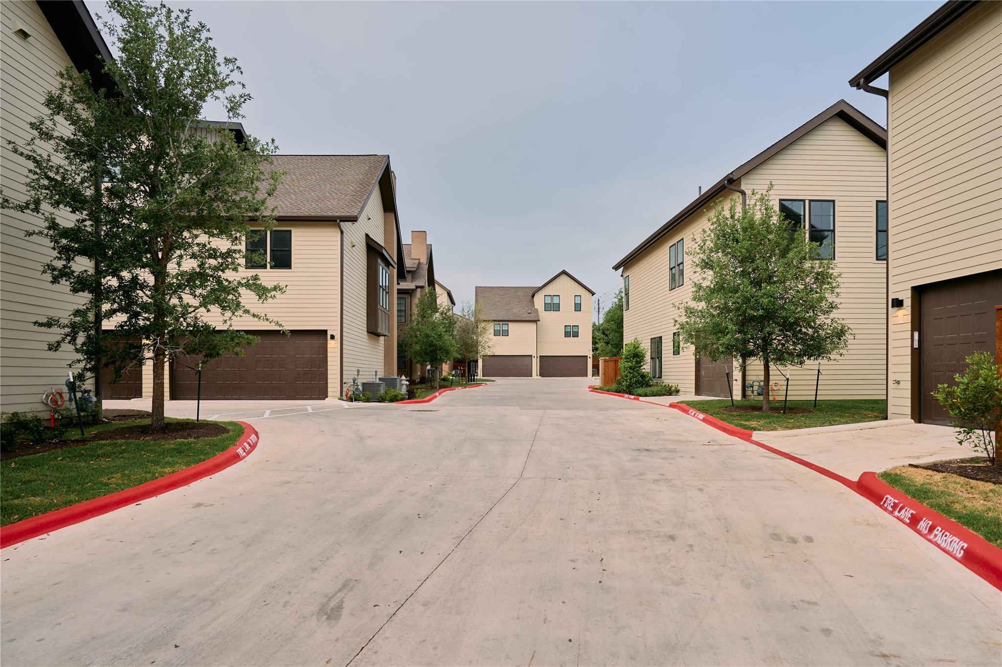 2209 Woodland Ave # 302, Austin, TX 78741