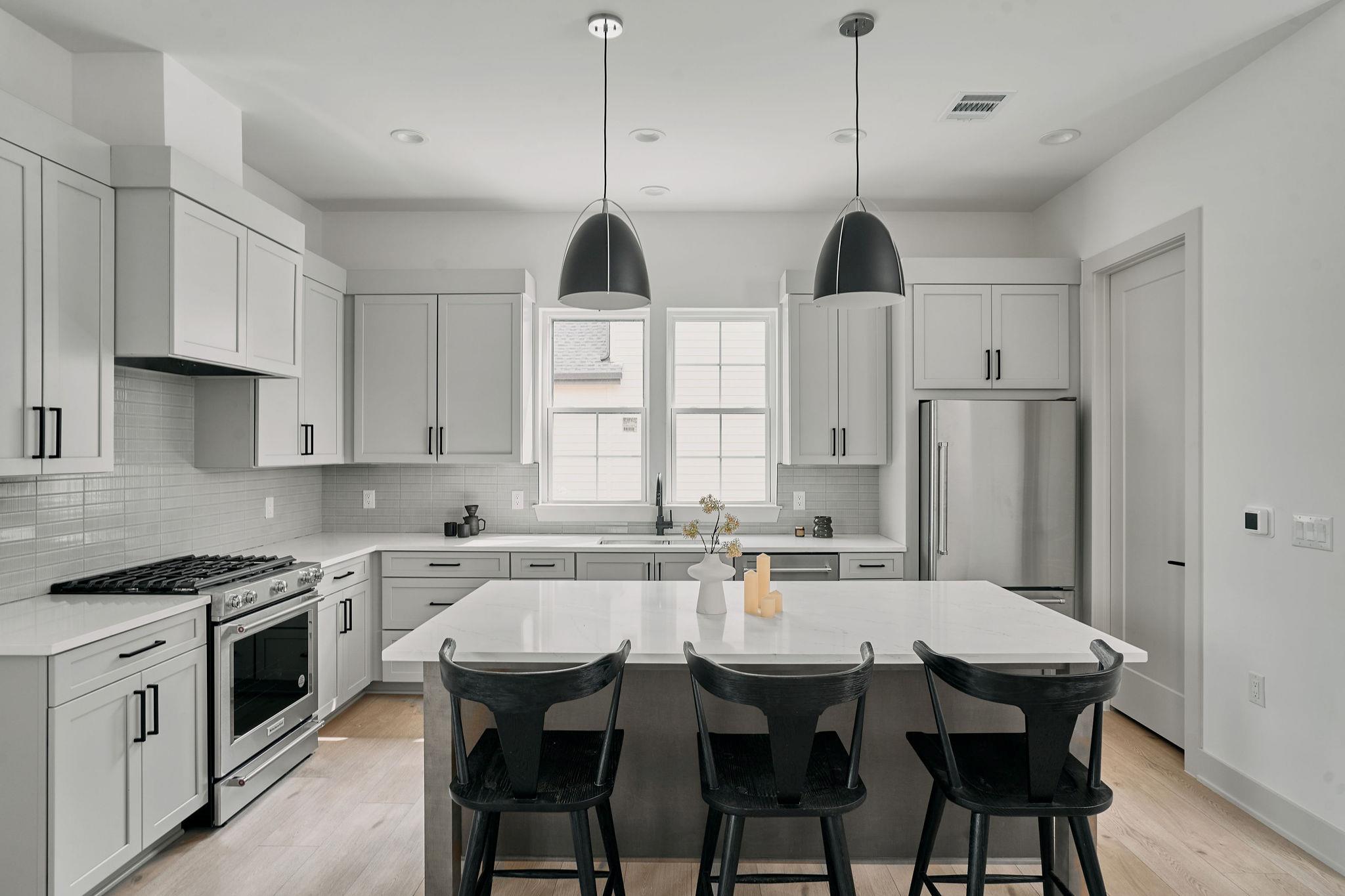 2209 Woodland Ave # 302, Austin, TX 78741