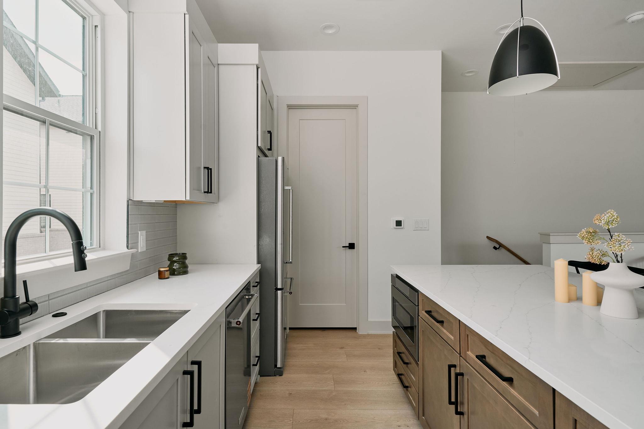 2209 Woodland Ave # 302, Austin, TX 78741