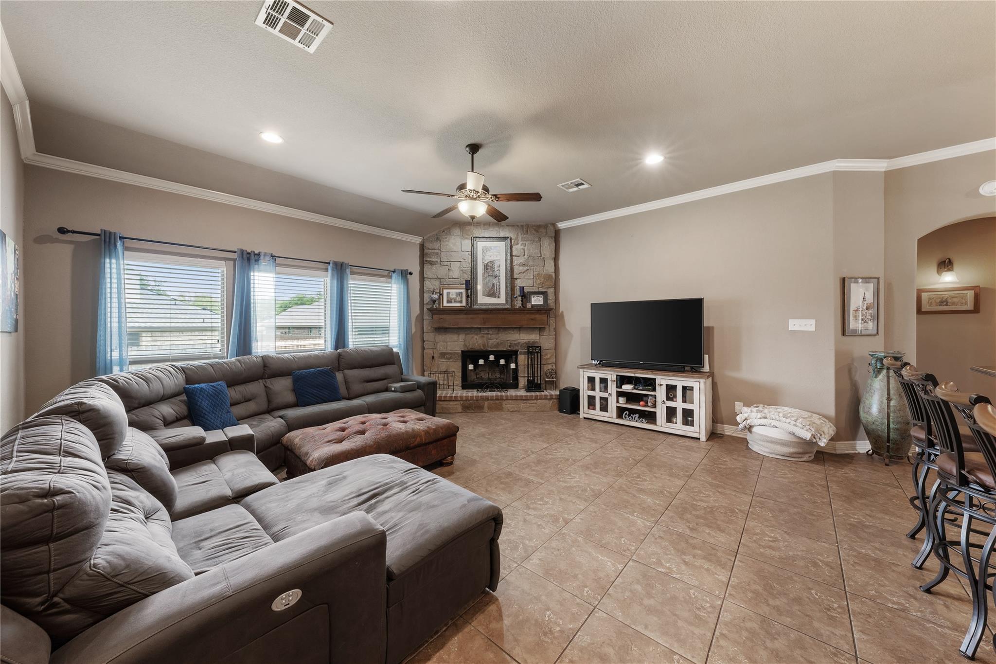 3308 Ten Bits Dr, Belton, TX 76513