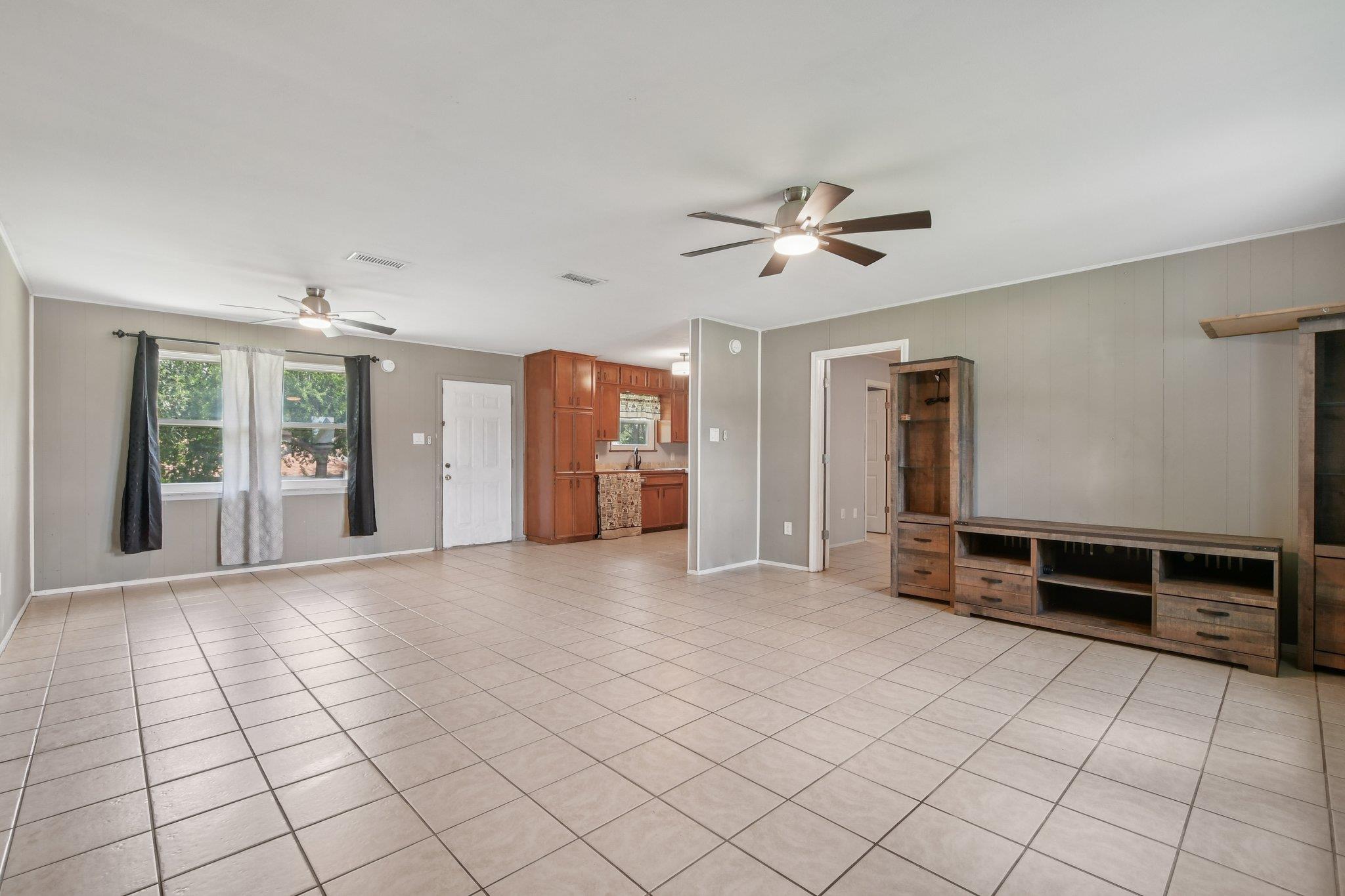 709 Harvey Ave, Burnet, TX 78611