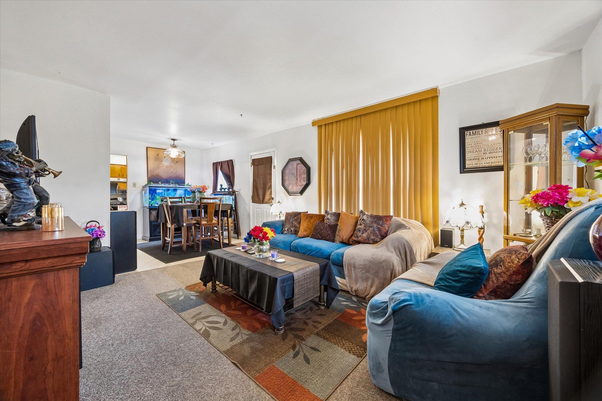 525 Lenora Dr, Taylor, TX 76574