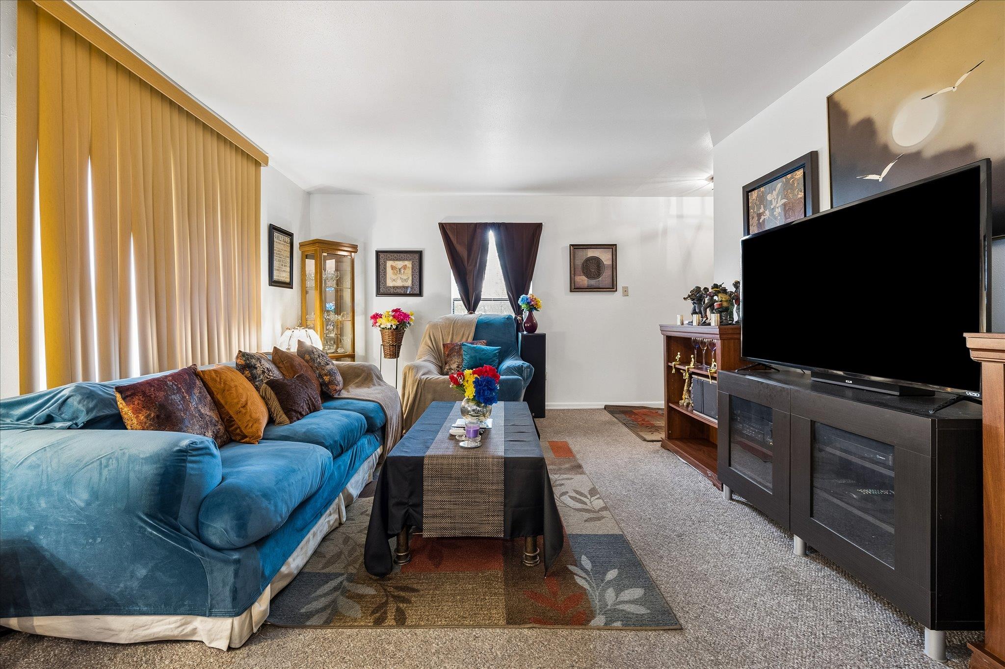 525 Lenora Dr, Taylor, TX 76574