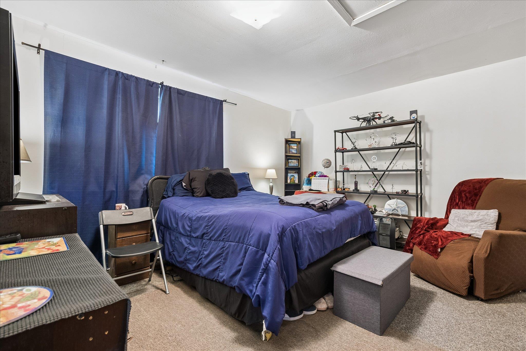 525 Lenora Dr, Taylor, TX 76574