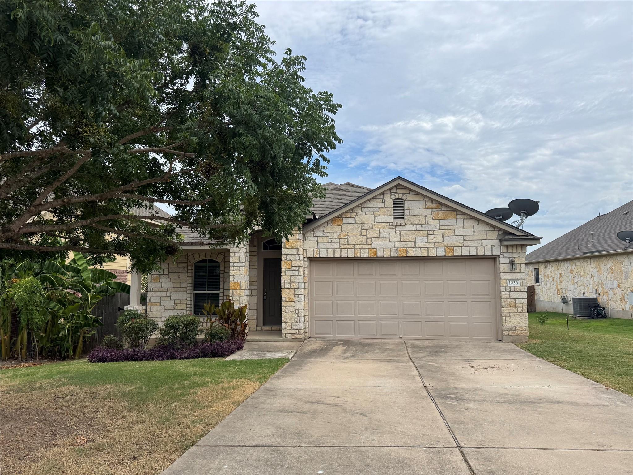 1036 Estival Dr, Kyle, TX 78640