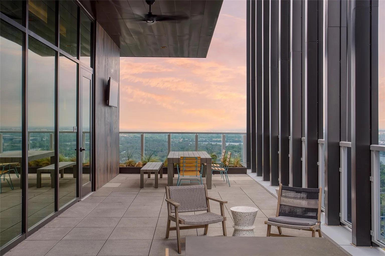 48 East Ave # 2707, Austin, TX 78701