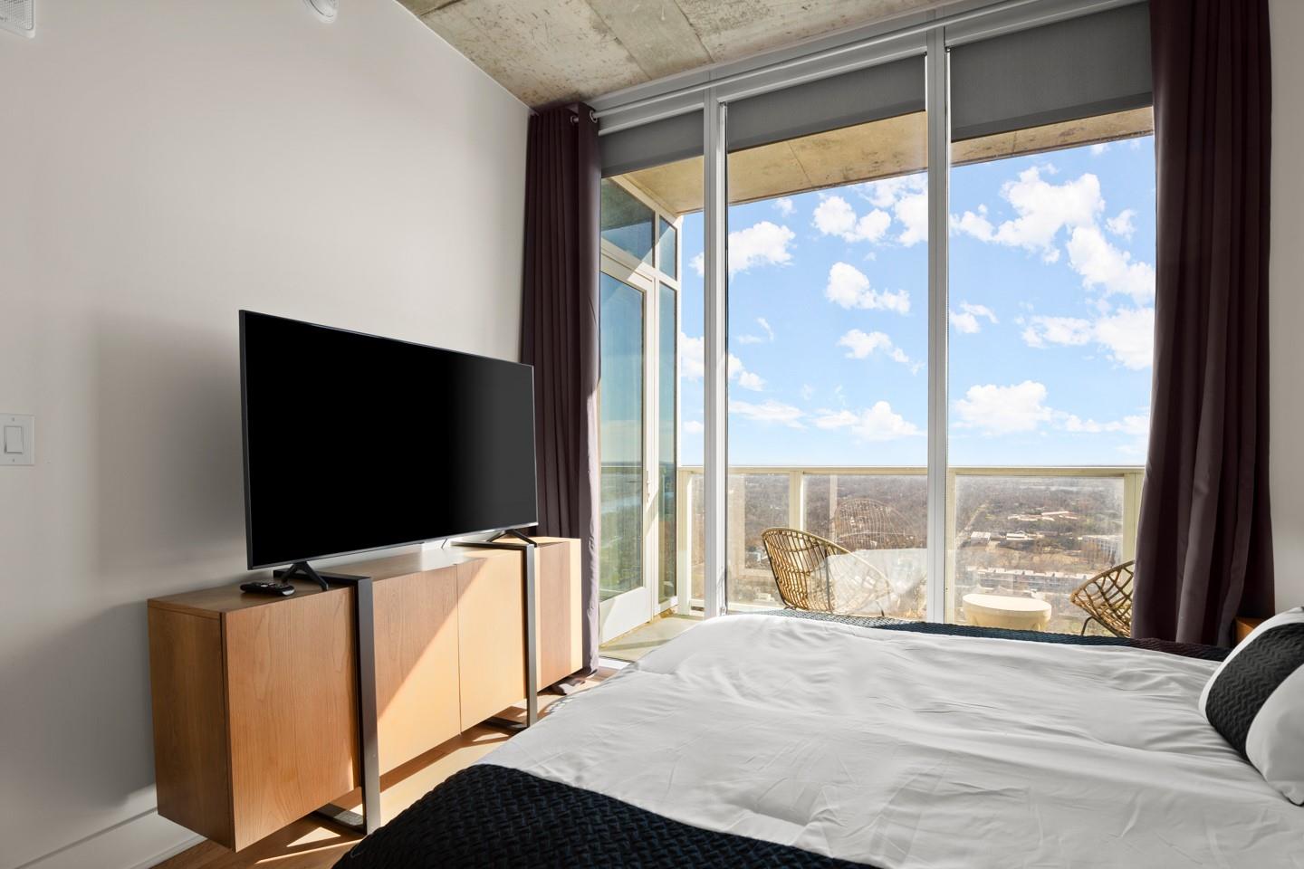 48 East Ave # 2707, Austin, TX 78701