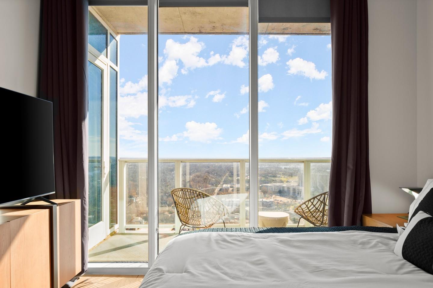 48 East Ave # 2707, Austin, TX 78701