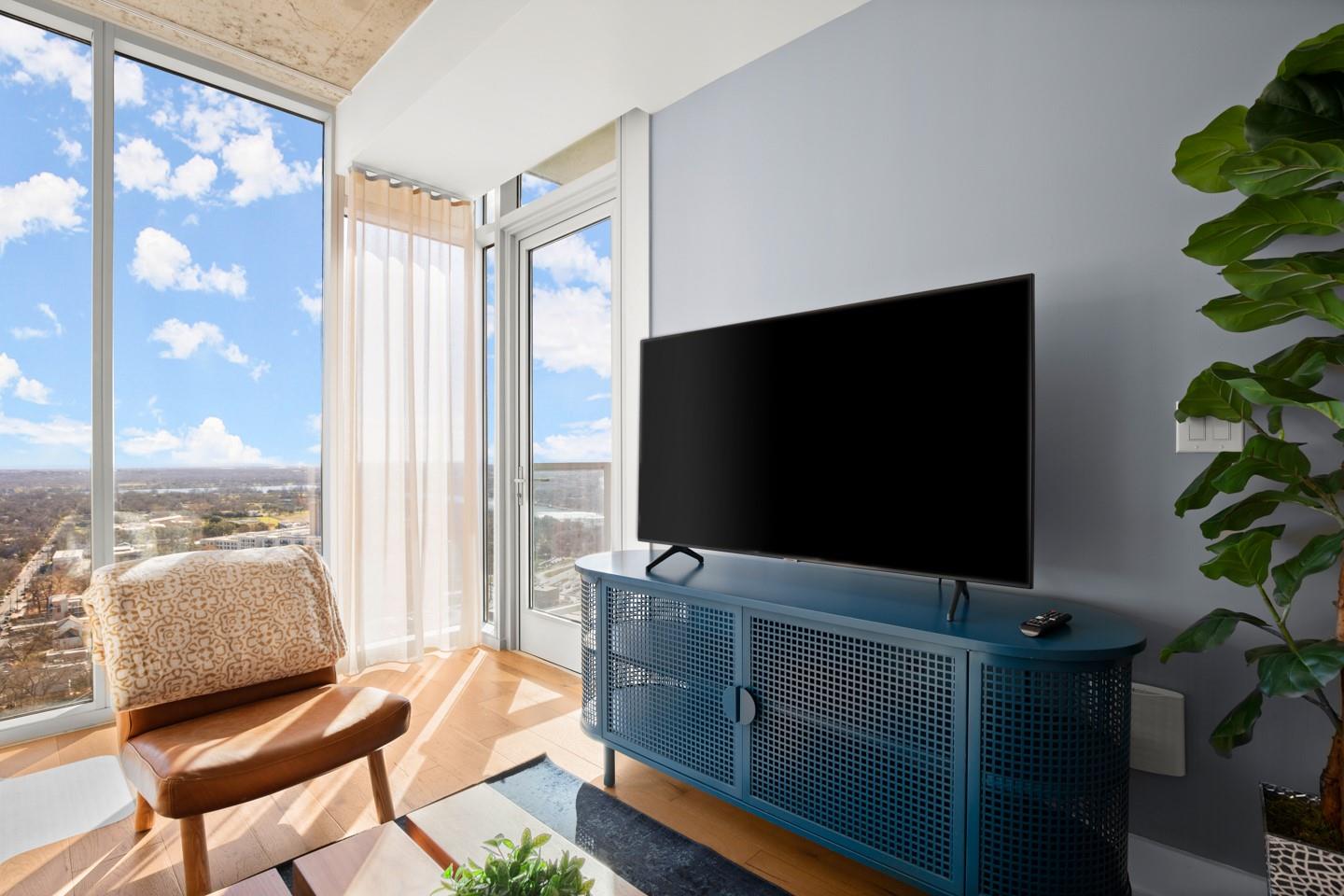 48 East Ave # 2707, Austin, TX 78701