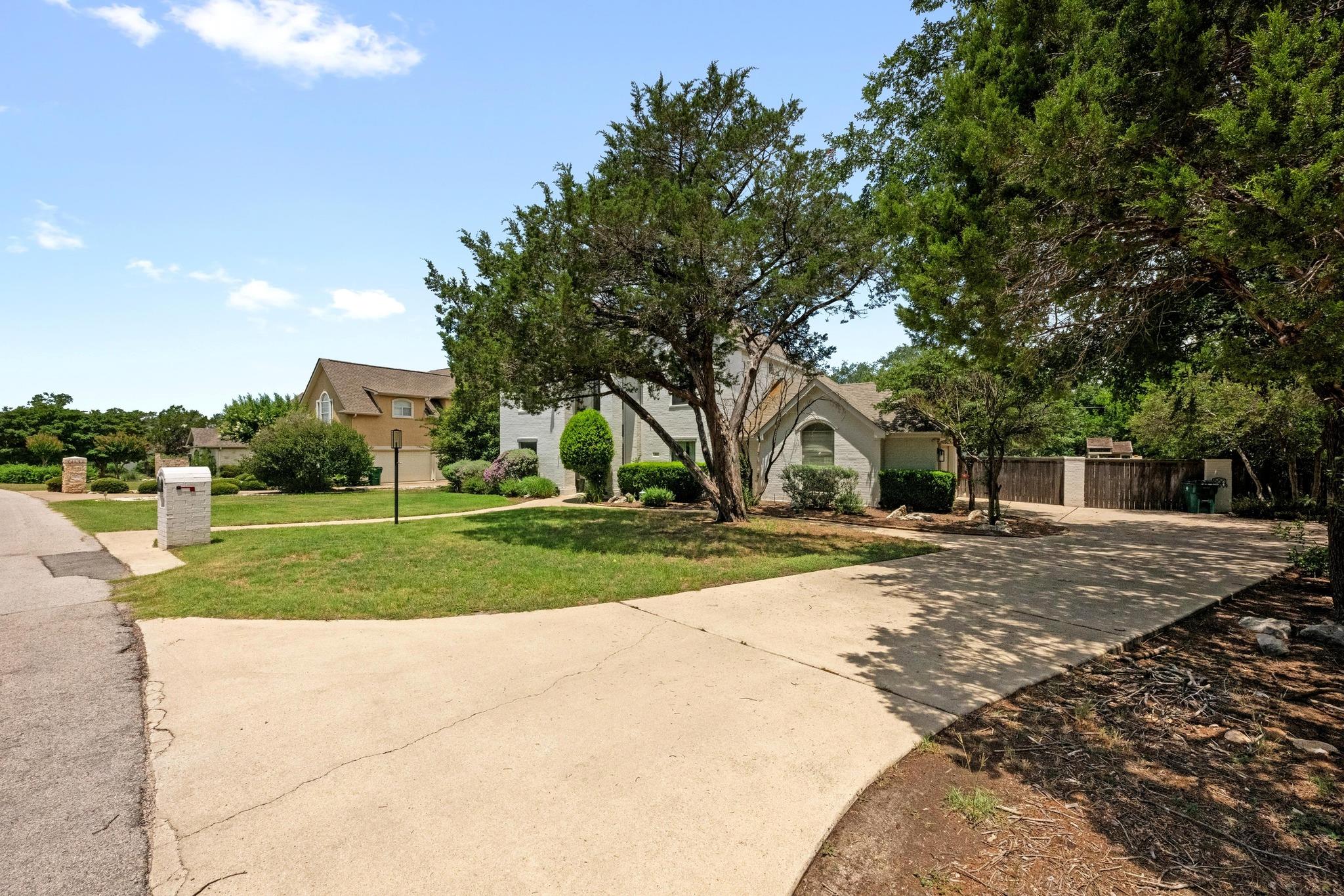707 Malabar St, Lakeway, TX 78734