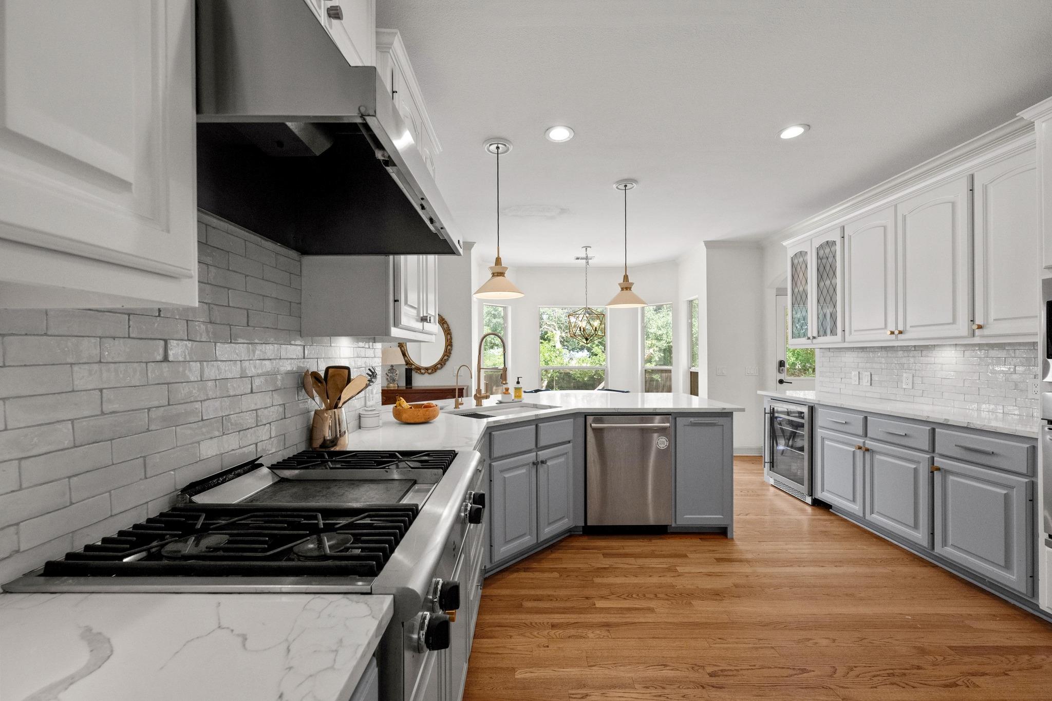 707 Malabar St, Lakeway, TX 78734