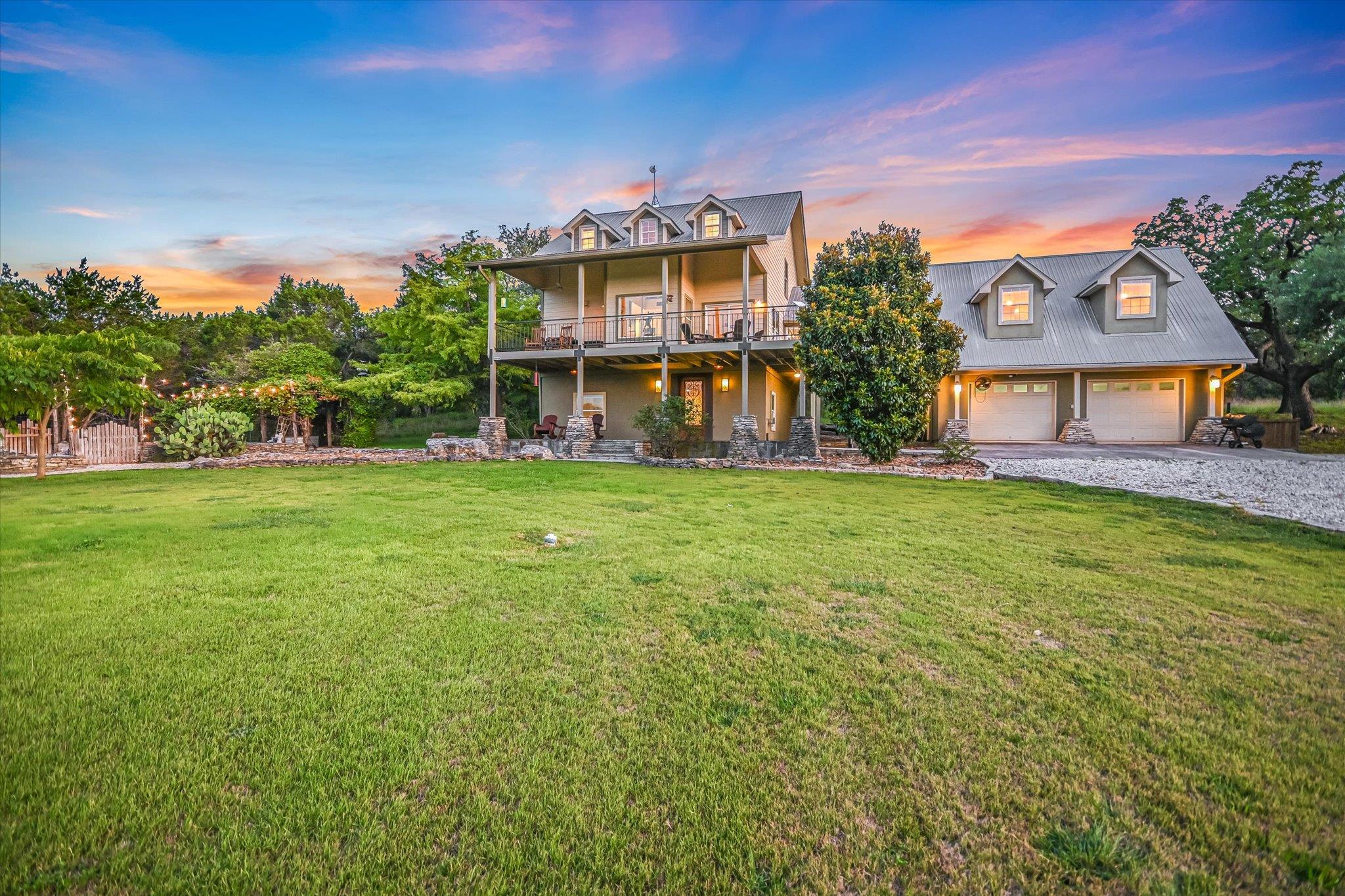 250 HIDDEN OAKS Rd, Wimberley, TX 78676