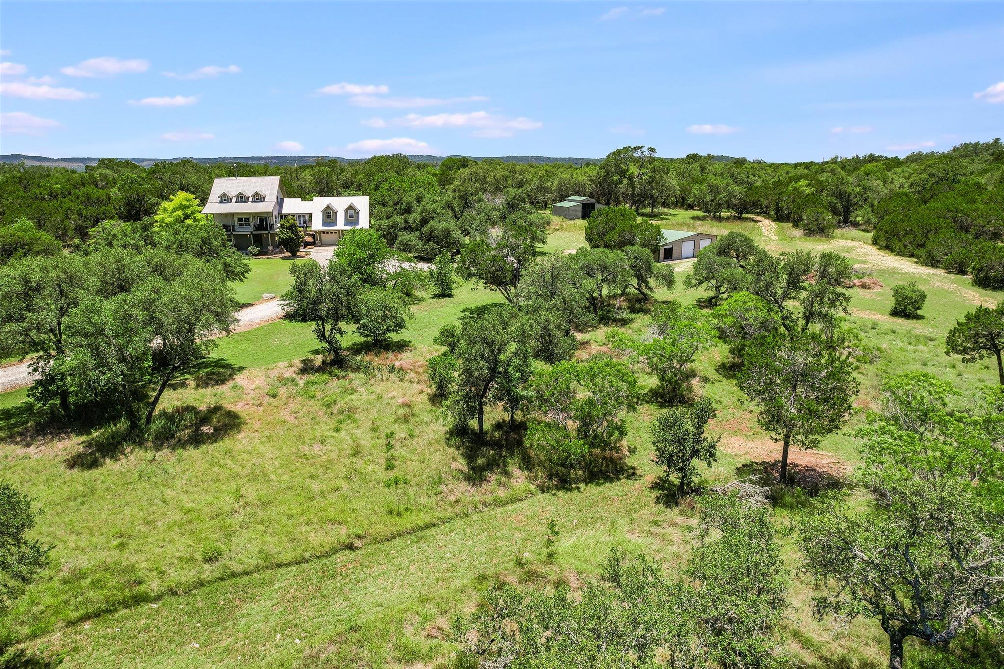 250 HIDDEN OAKS Rd, Wimberley, TX 78676