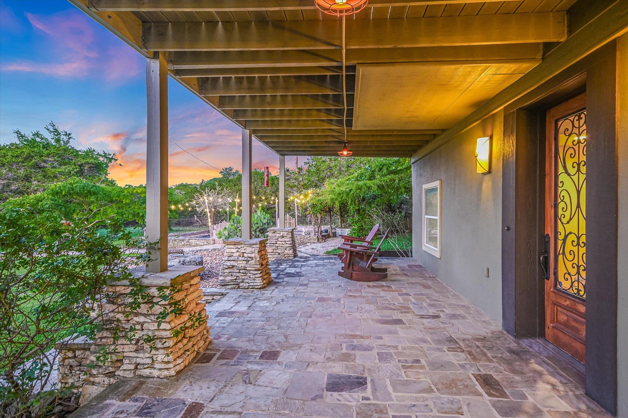 250 HIDDEN OAKS Rd, Wimberley, TX 78676