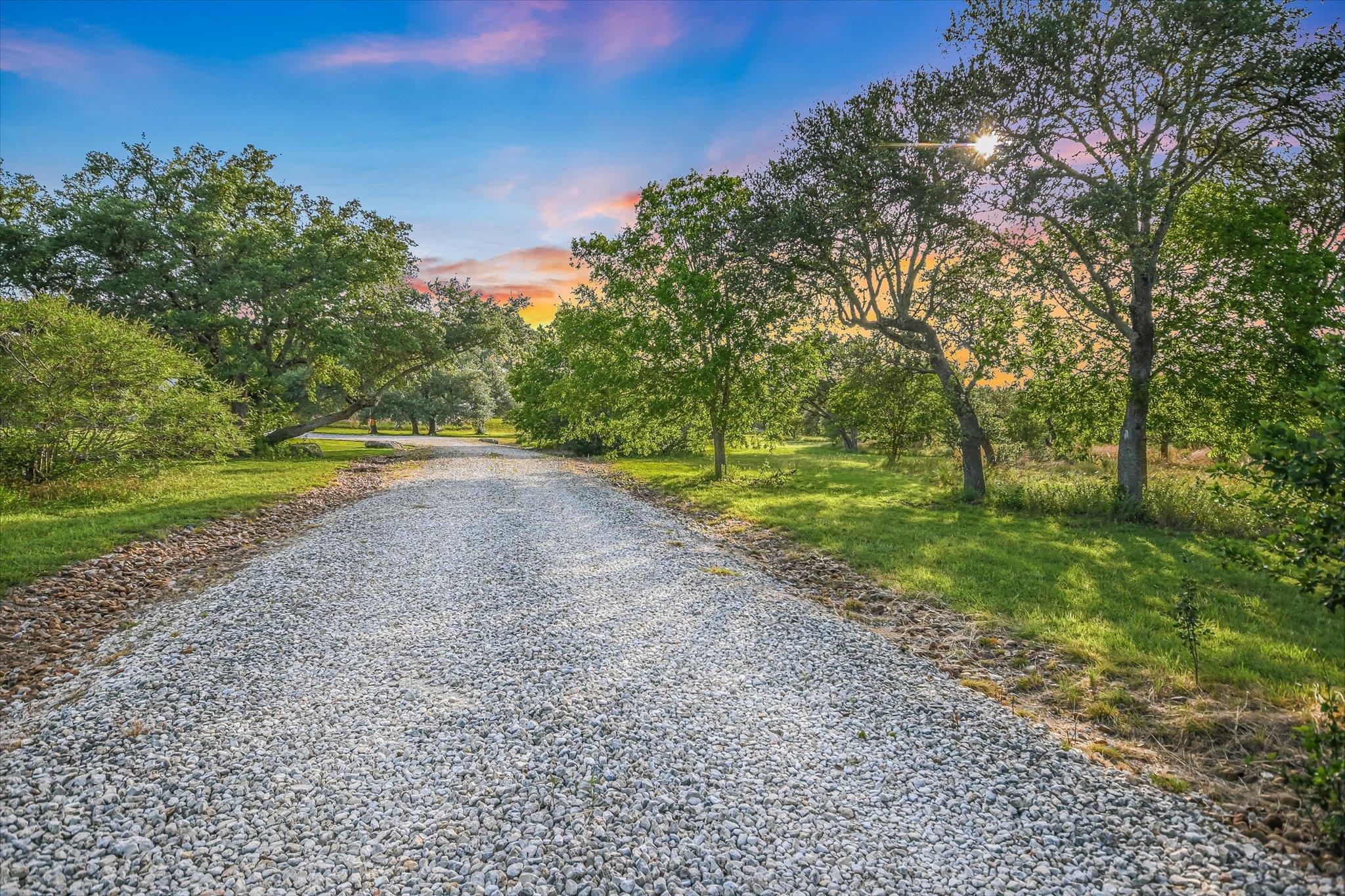 250 HIDDEN OAKS Rd, Wimberley, TX 78676