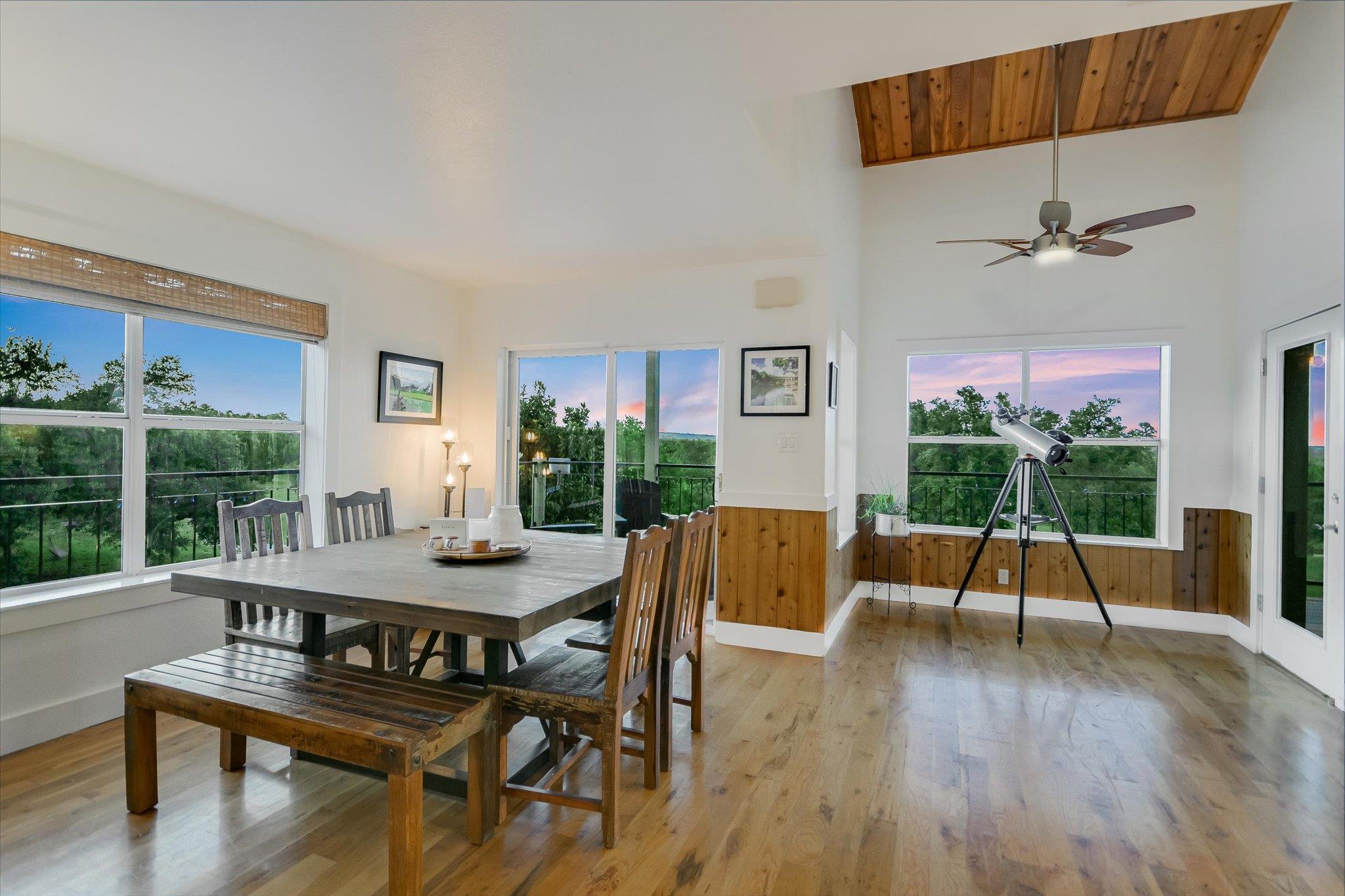 250 HIDDEN OAKS Rd, Wimberley, TX 78676