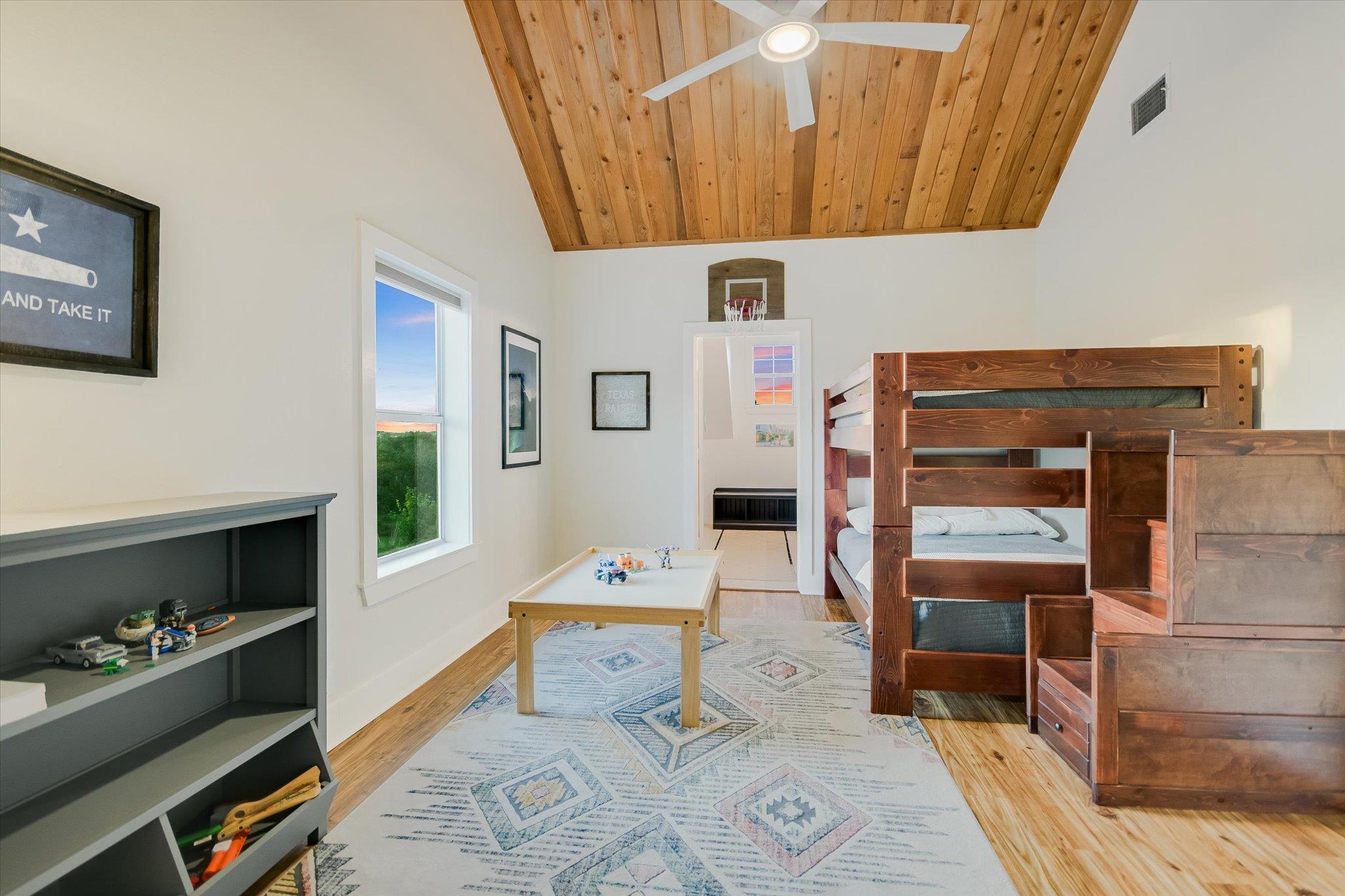 250 HIDDEN OAKS Rd, Wimberley, TX 78676