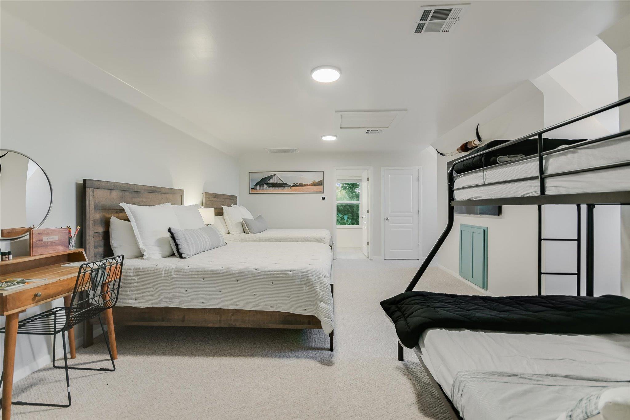 250 HIDDEN OAKS Rd, Wimberley, TX 78676