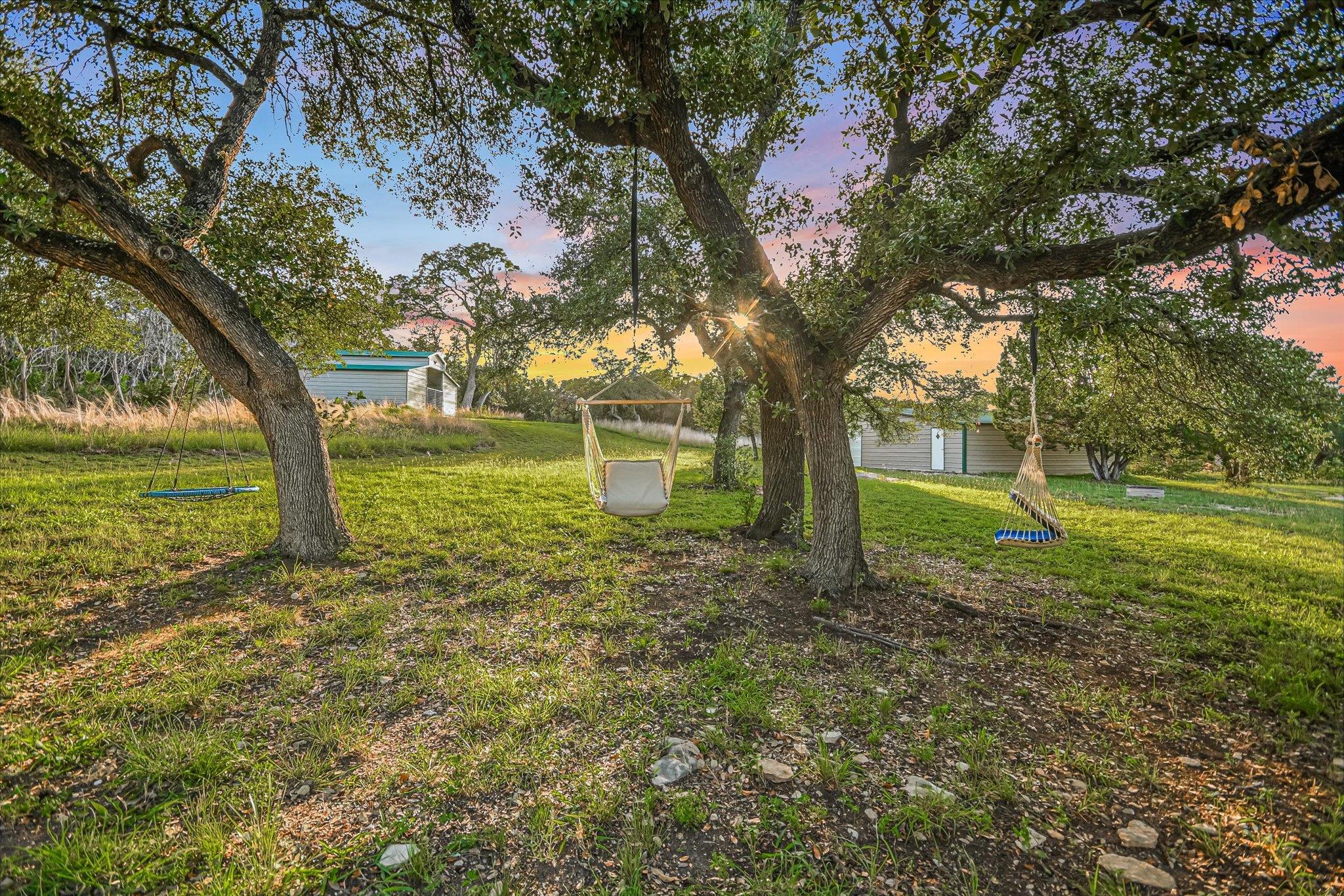 250 HIDDEN OAKS Rd, Wimberley, TX 78676