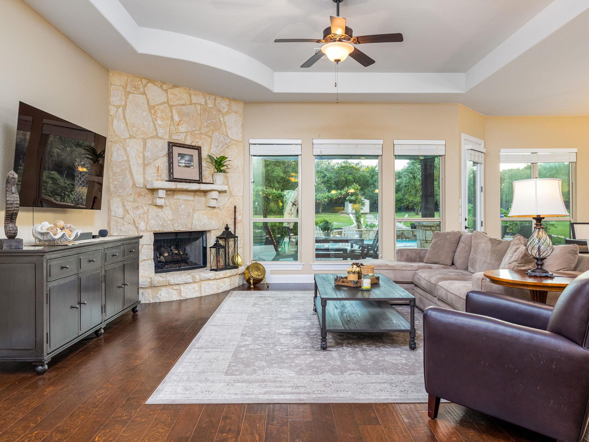 2601 Greatwood Trl, Leander, TX 78641