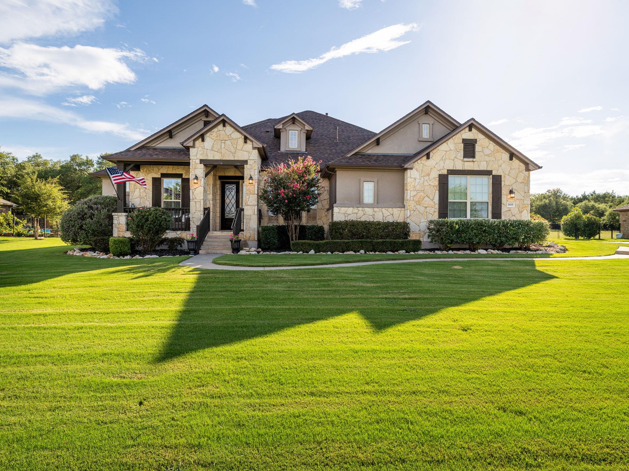 2601 Greatwood Trl, Leander, TX 78641