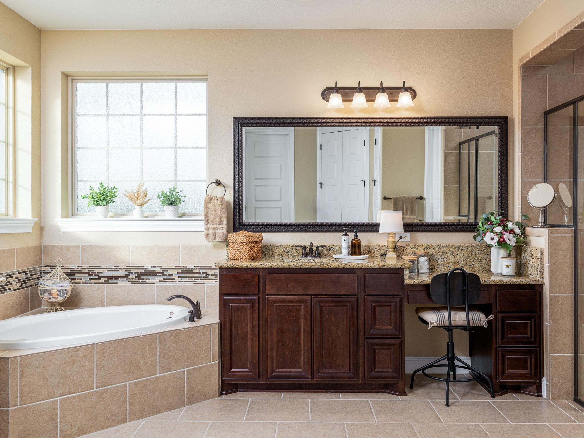 2601 Greatwood Trl, Leander, TX 78641