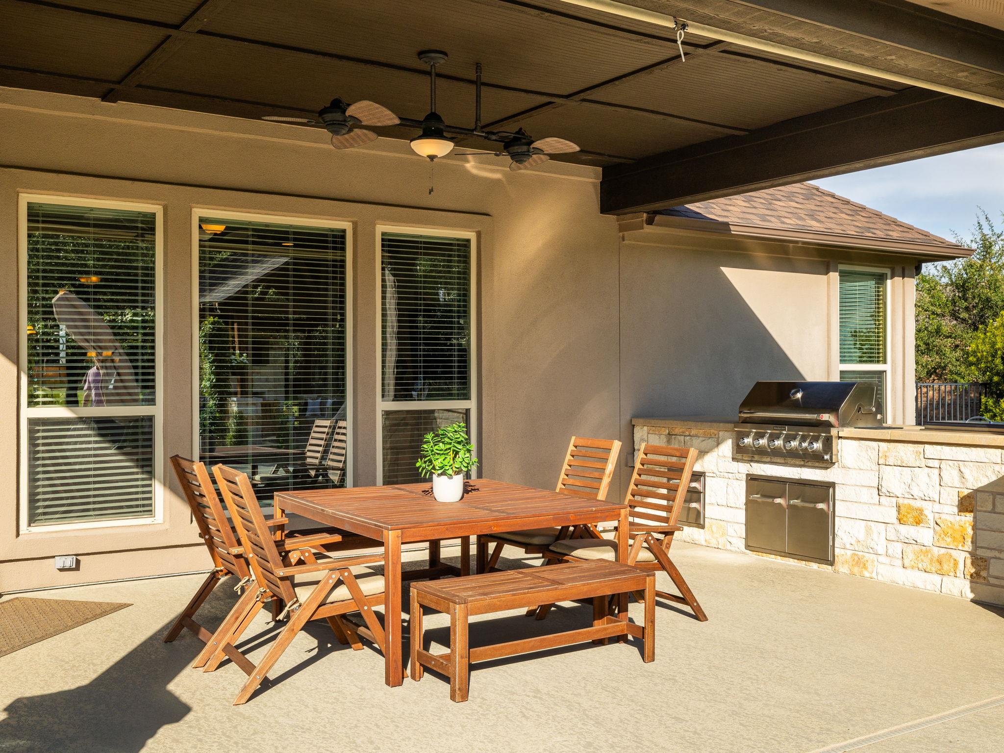 2601 Greatwood Trl, Leander, TX 78641
