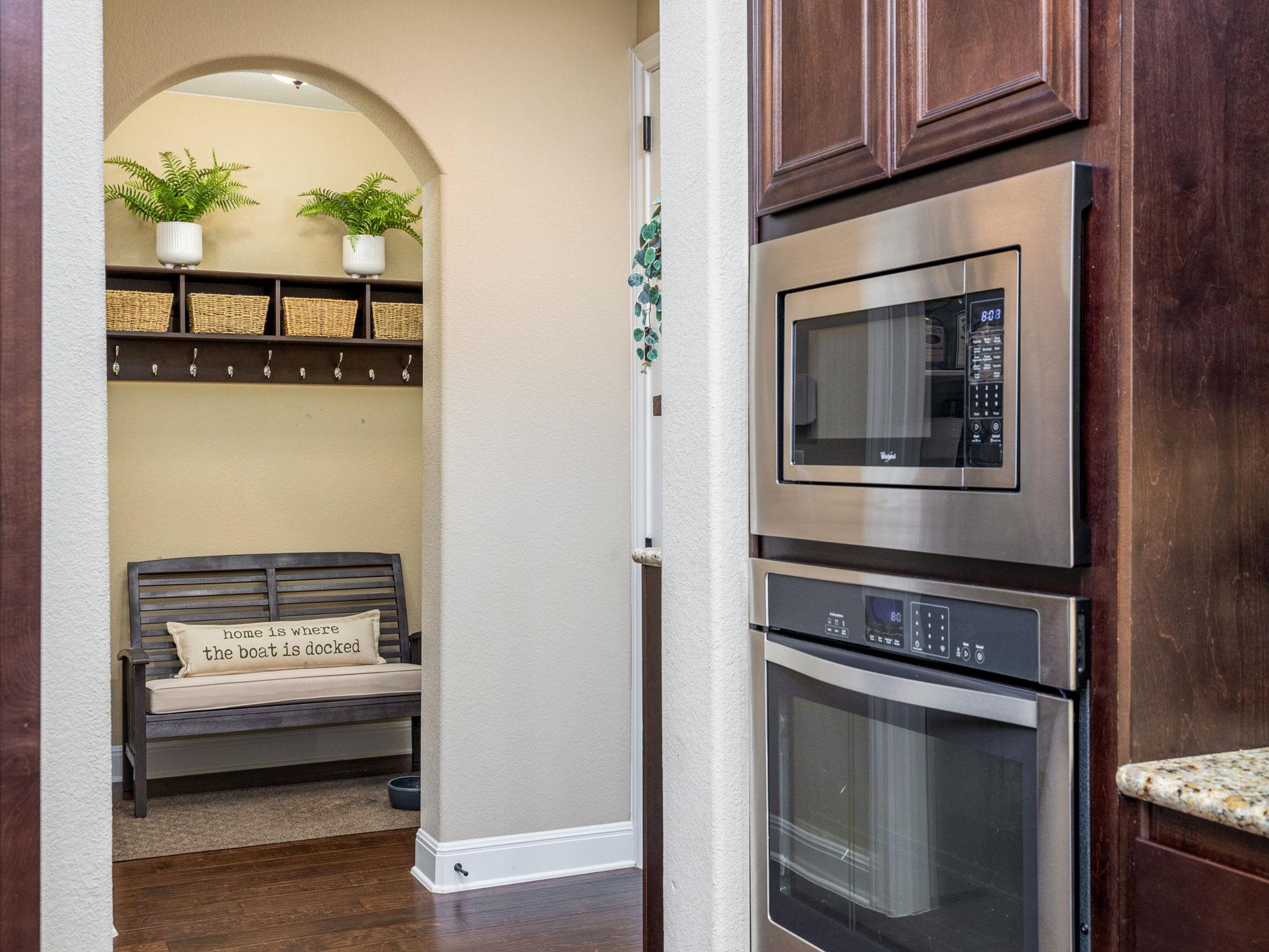 2601 Greatwood Trl, Leander, TX 78641
