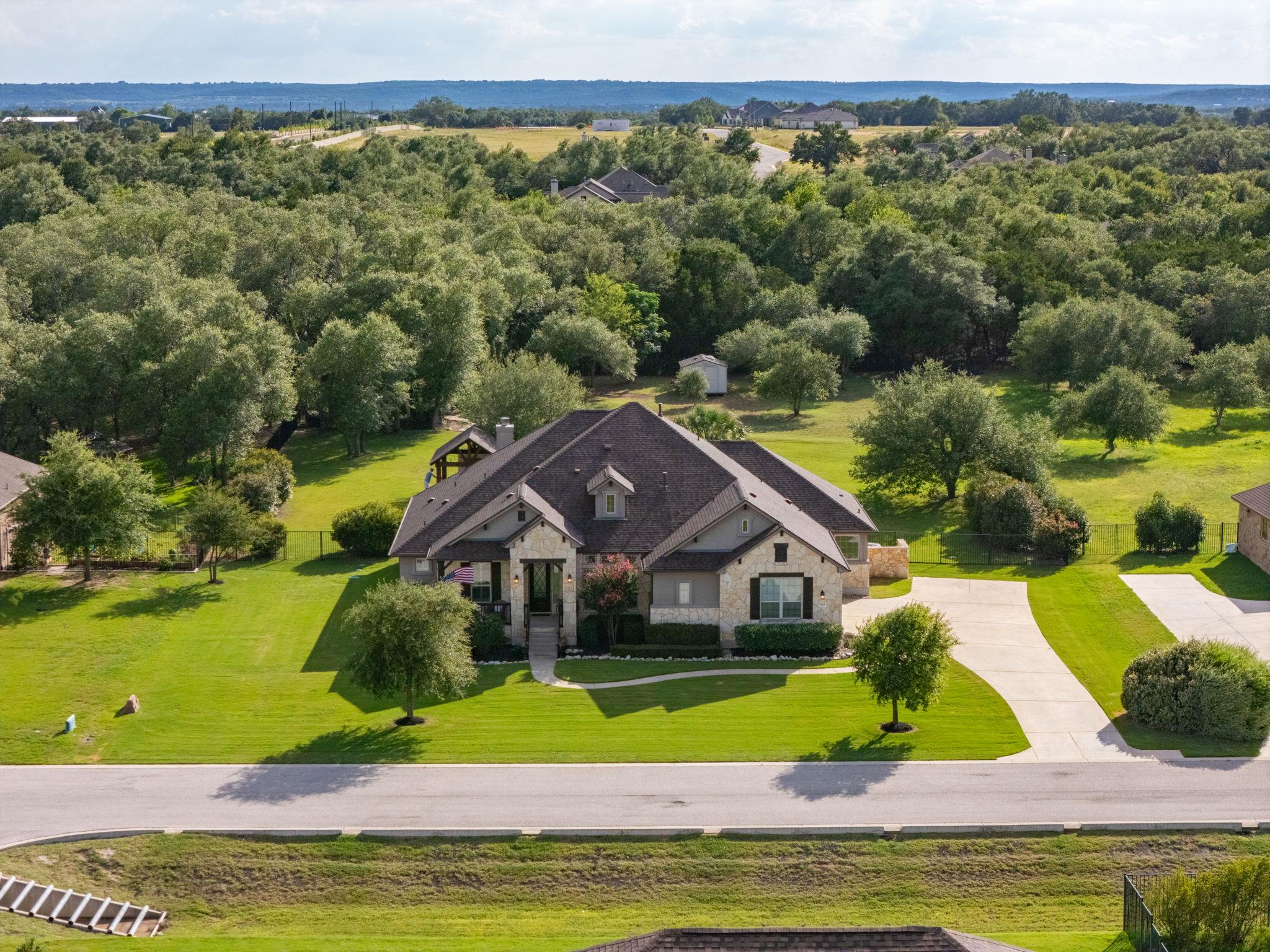 2601 Greatwood Trl, Leander, TX 78641