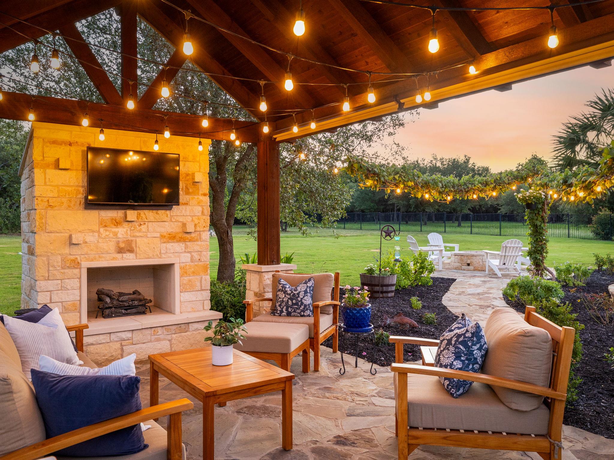 2601 Greatwood Trl, Leander, TX 78641