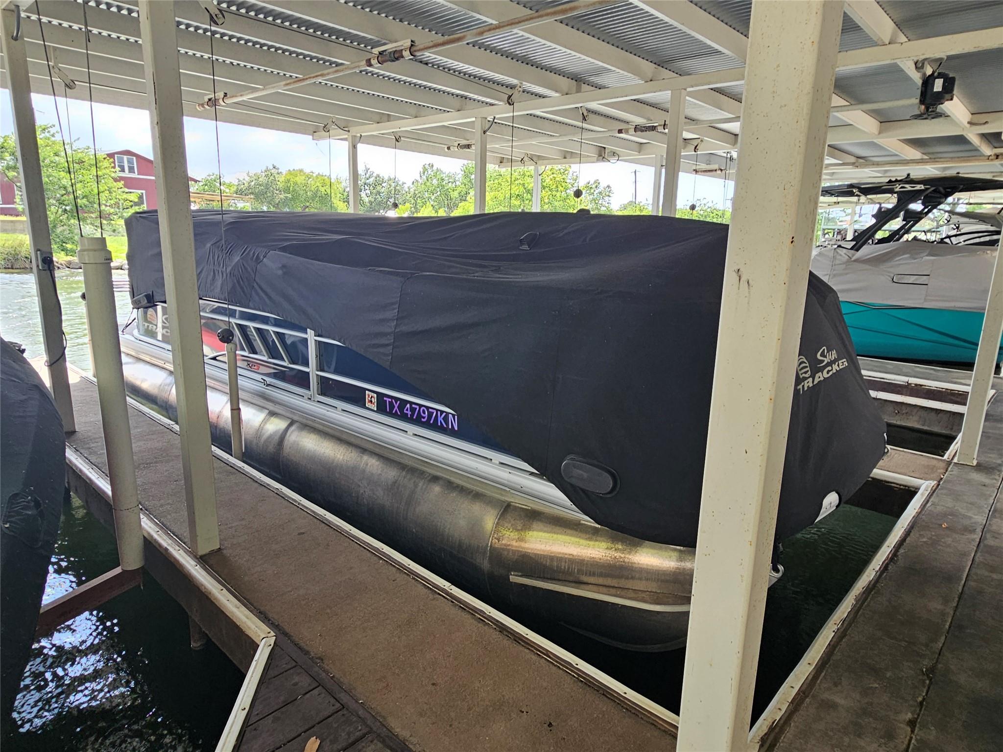 1513 Hill Top Dr, Granite Shoals, TX 78654