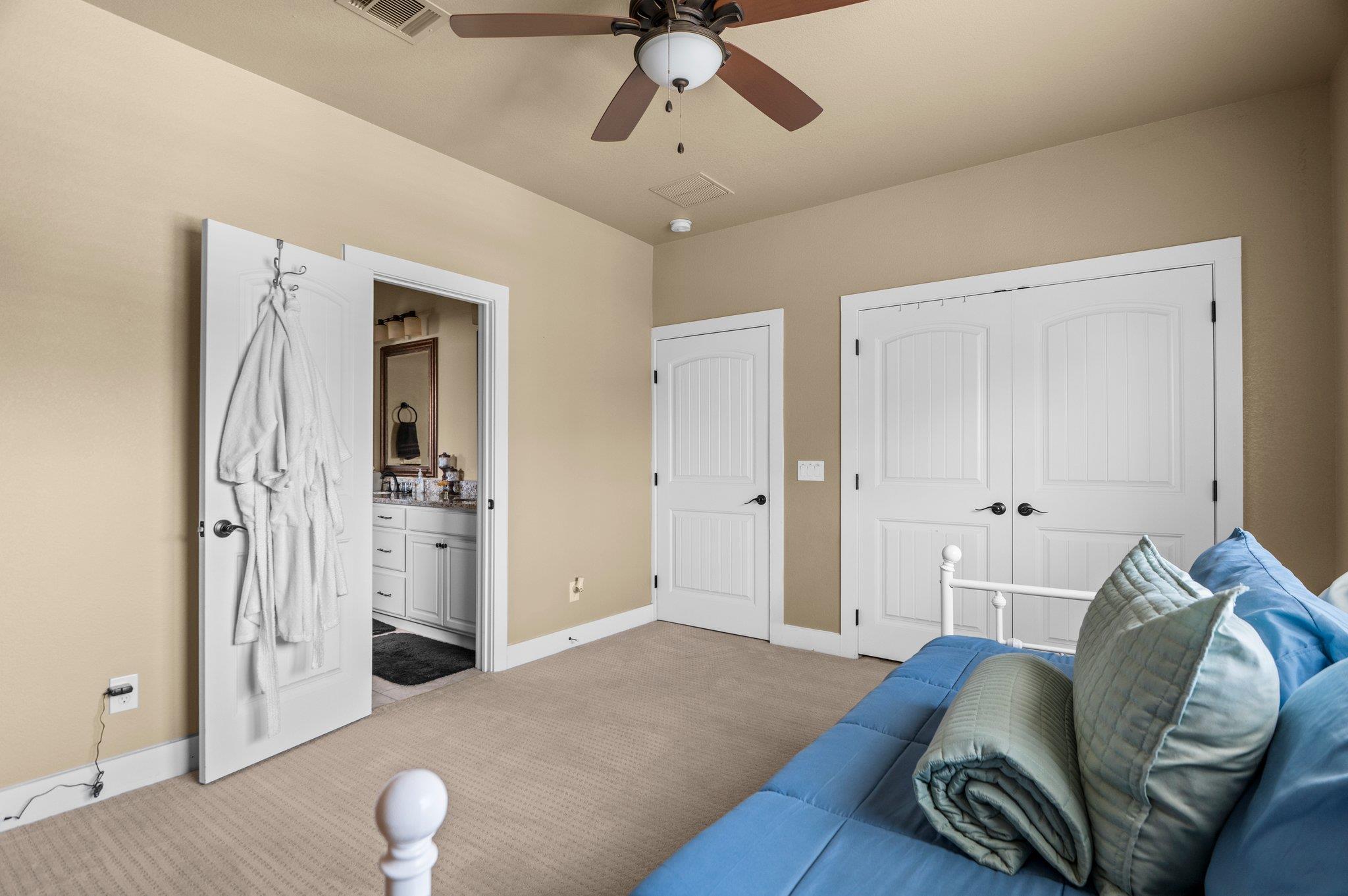 1513 Hill Top Dr, Granite Shoals, TX 78654