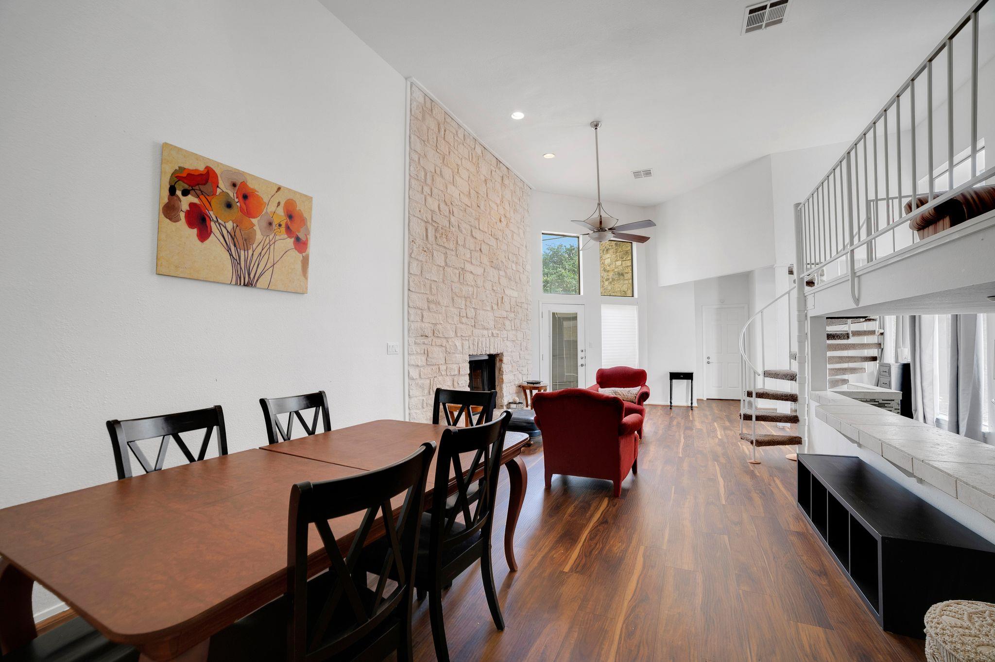 1 Crystal Springs Court Ct # H, The Hills, TX 78738