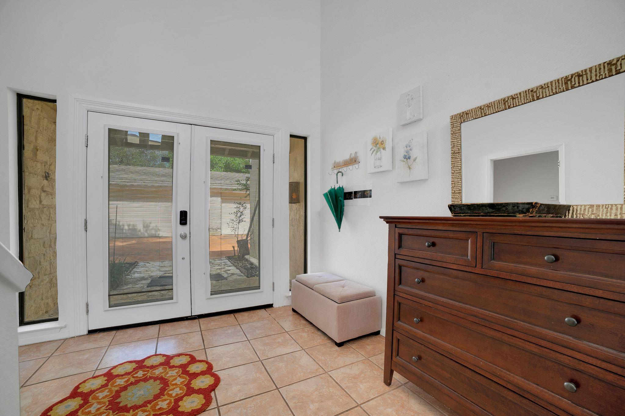 1 Crystal Springs Court Ct # H, The Hills, TX 78738