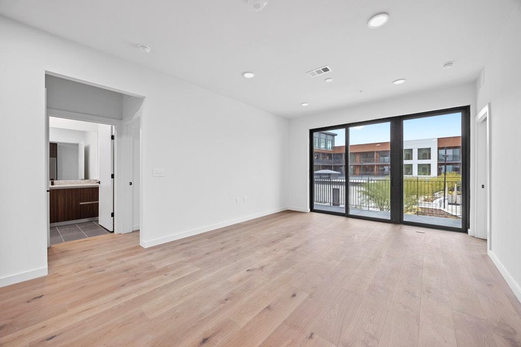 2209 S 1st St # 230, Austin, TX 78704