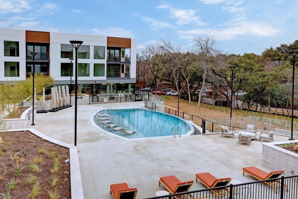 2209 S 1st St # 230, Austin, TX 78704