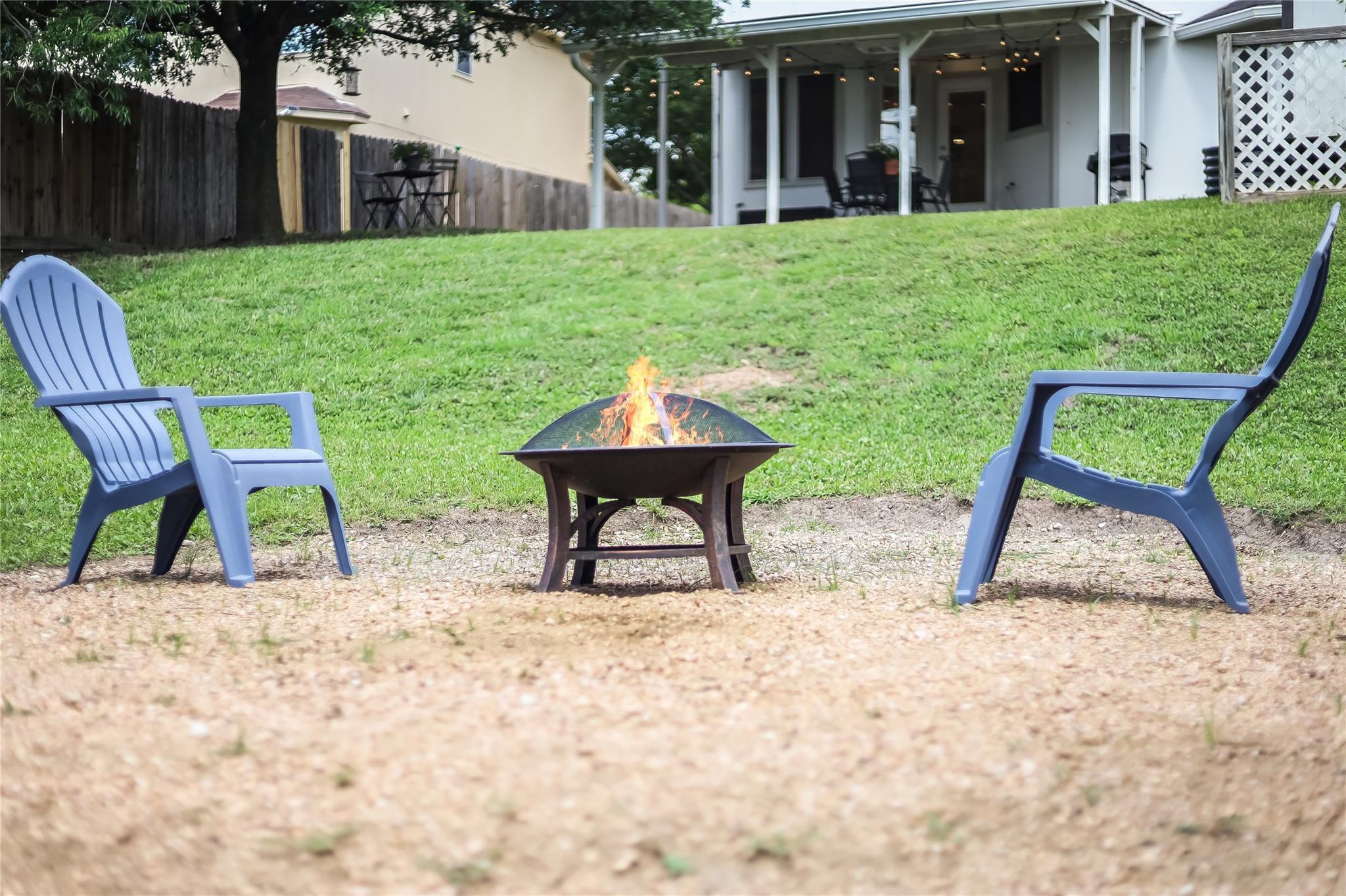 211 Estate Dr, Hutto, TX 78634