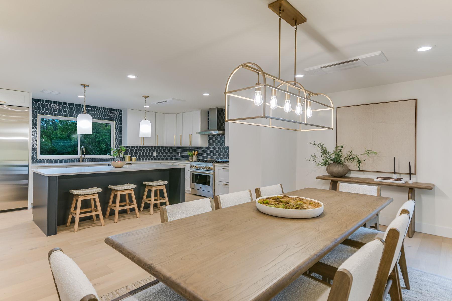 3104 Mistyglen Cir, Austin, TX 78746