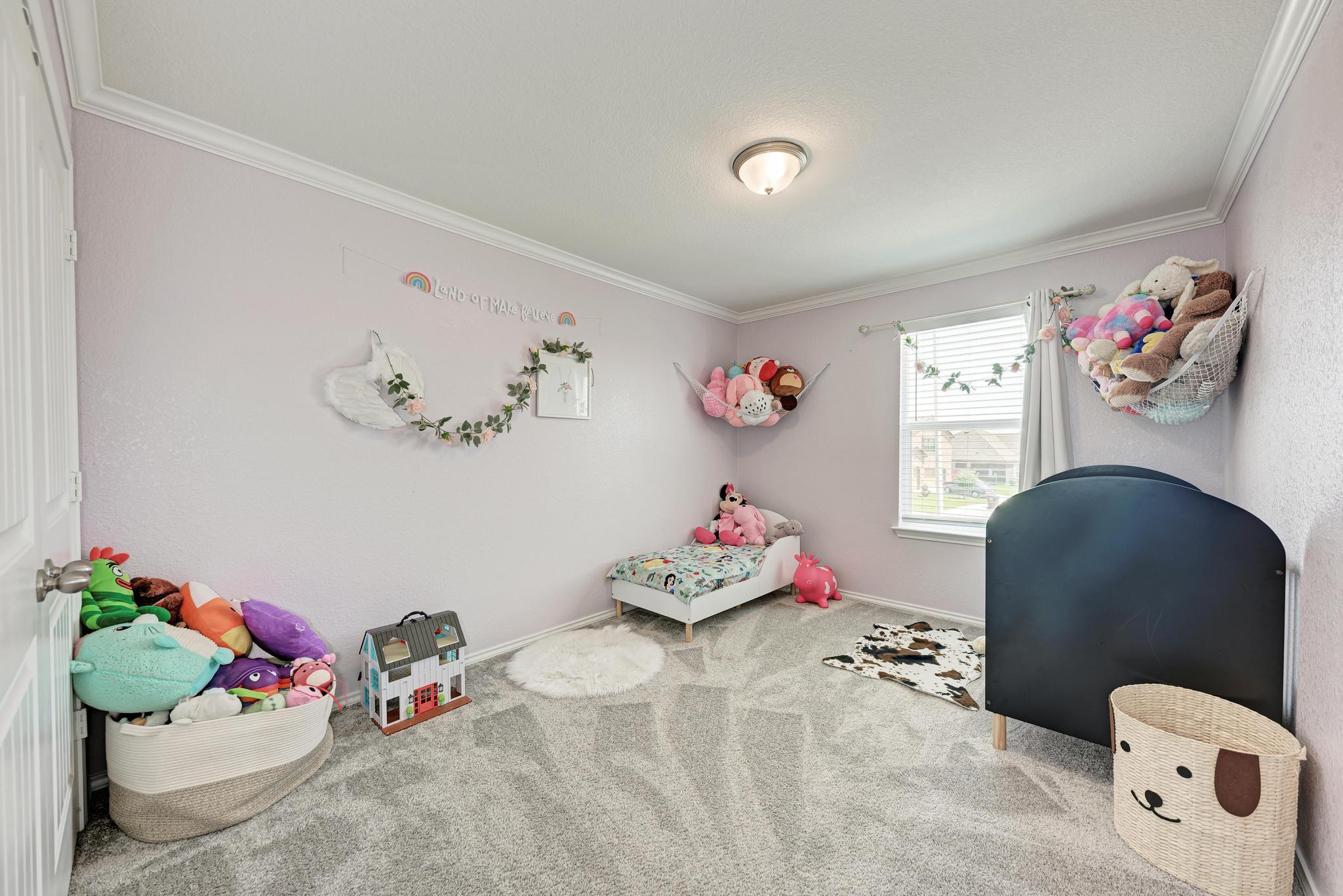 1720 Foxglove Cir, Lockhart, TX 78644