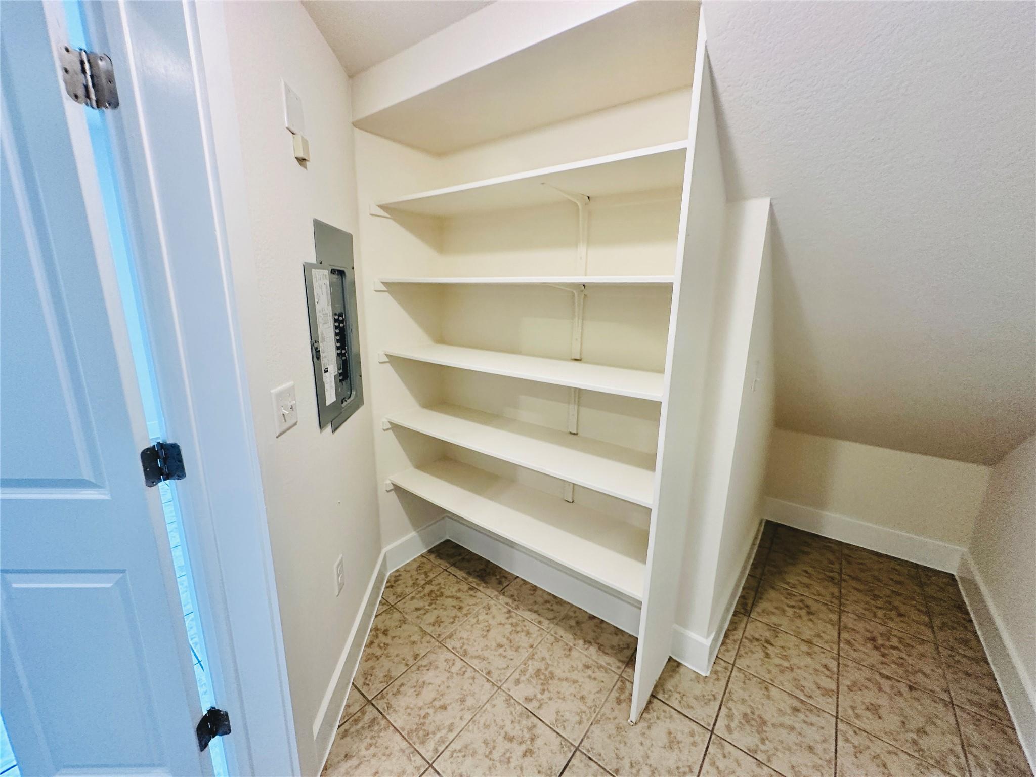 2216 Creekside Ln # C, Georgetown, TX 78626