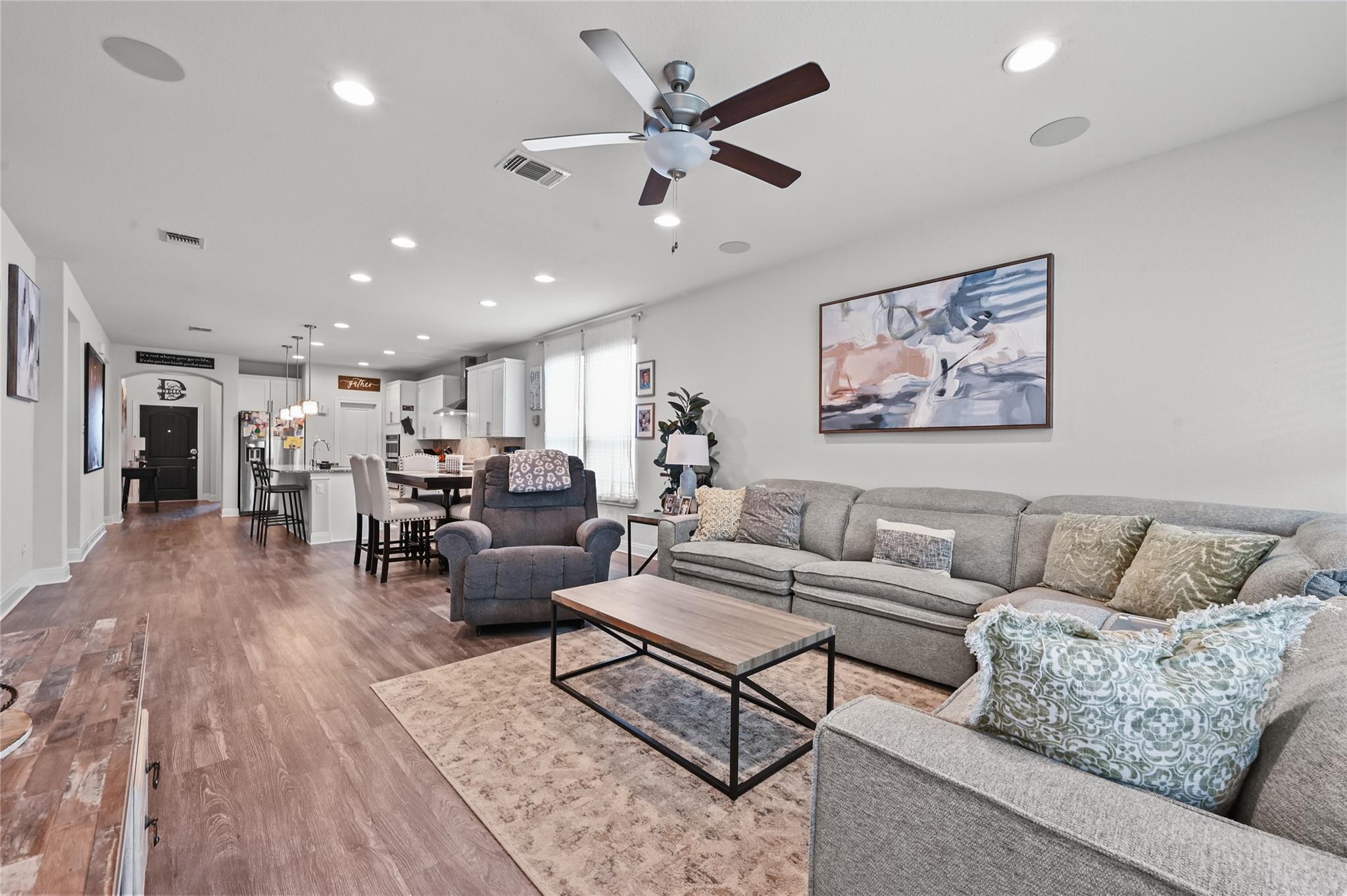 689 Bayberry Cir, Buda, TX 78610