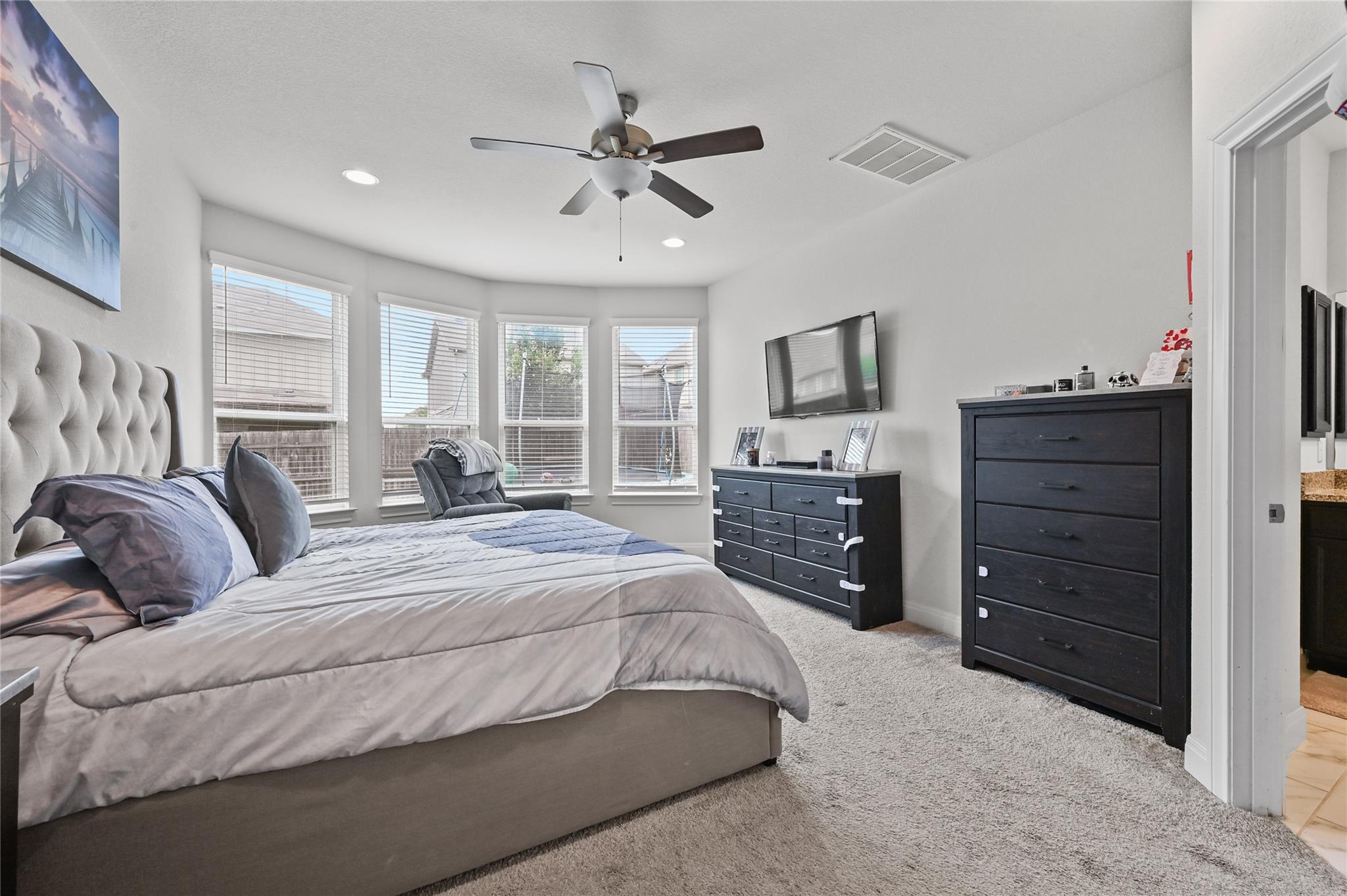 689 Bayberry Cir, Buda, TX 78610