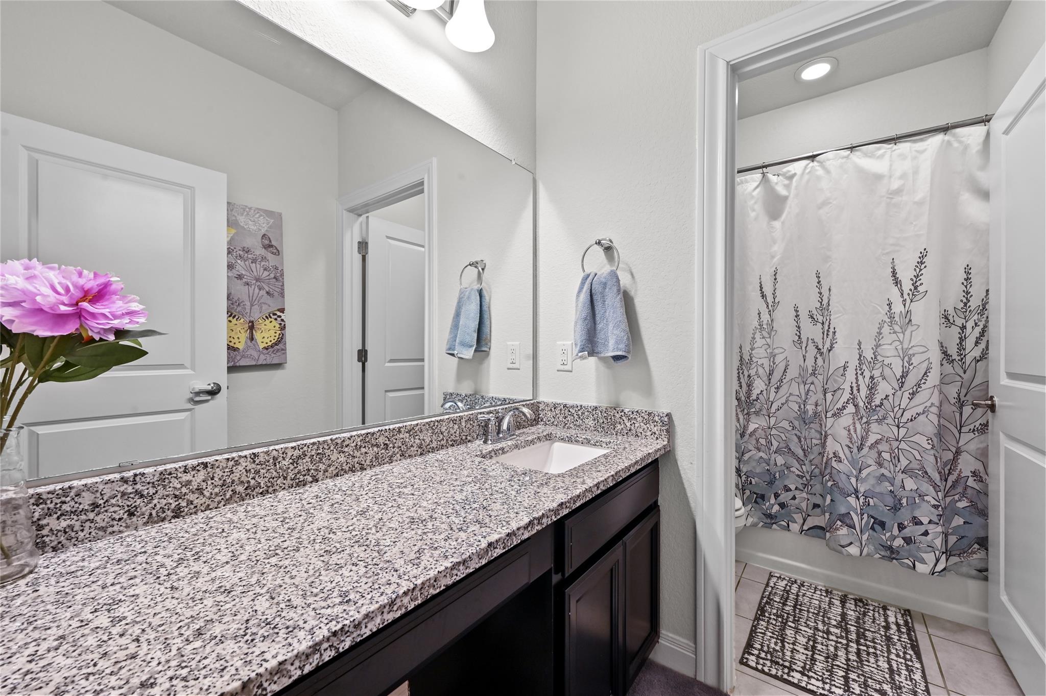 689 Bayberry Cir, Buda, TX 78610