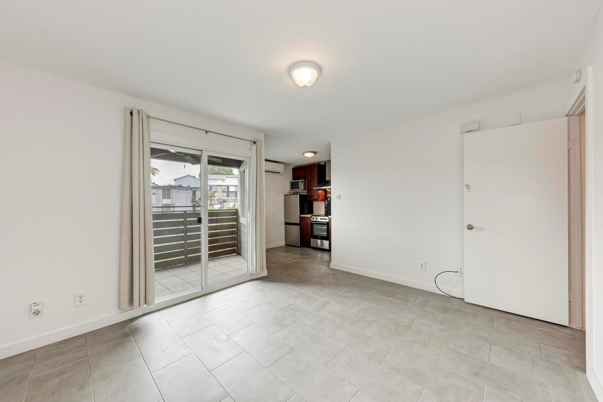 1840 Burton Dr # 102, Austin, TX 78741